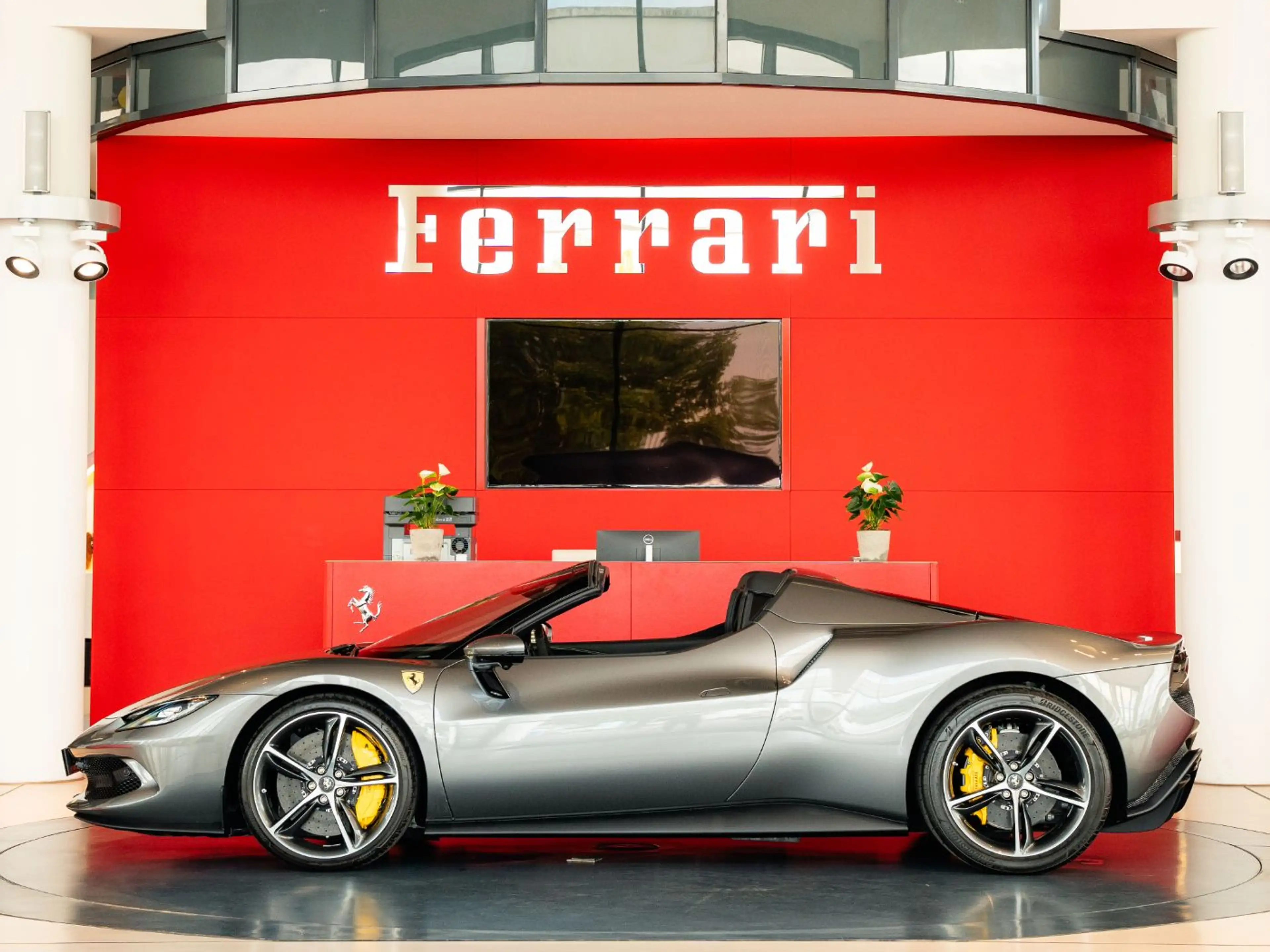 Ferrari 296 GTS Sonderlack Grigio Ferro*Surround View*JBL — photo 4
