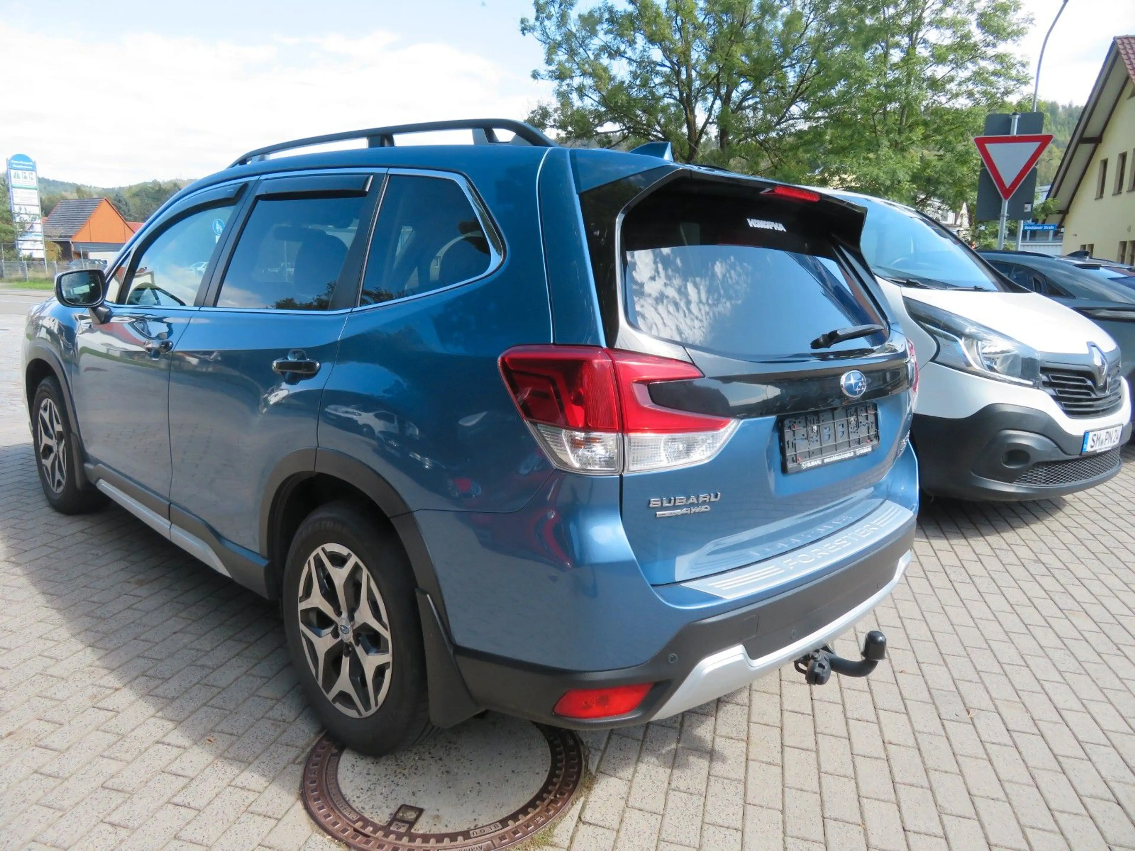 Subaru Forester 2.0ie Comfort Lineartronic+AHK — photo 6