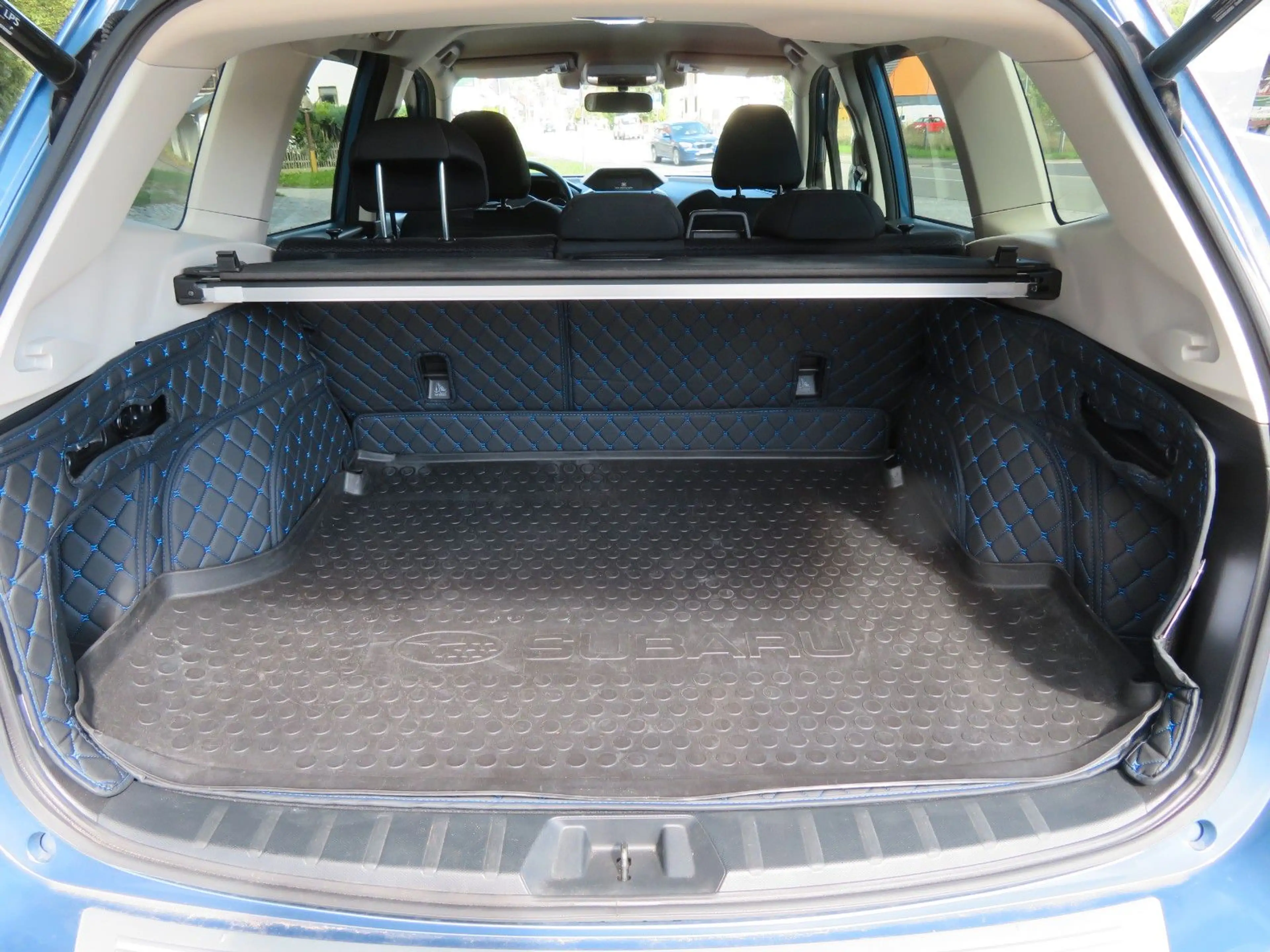 Subaru Forester 2.0ie Comfort Lineartronic+AHK — photo 11