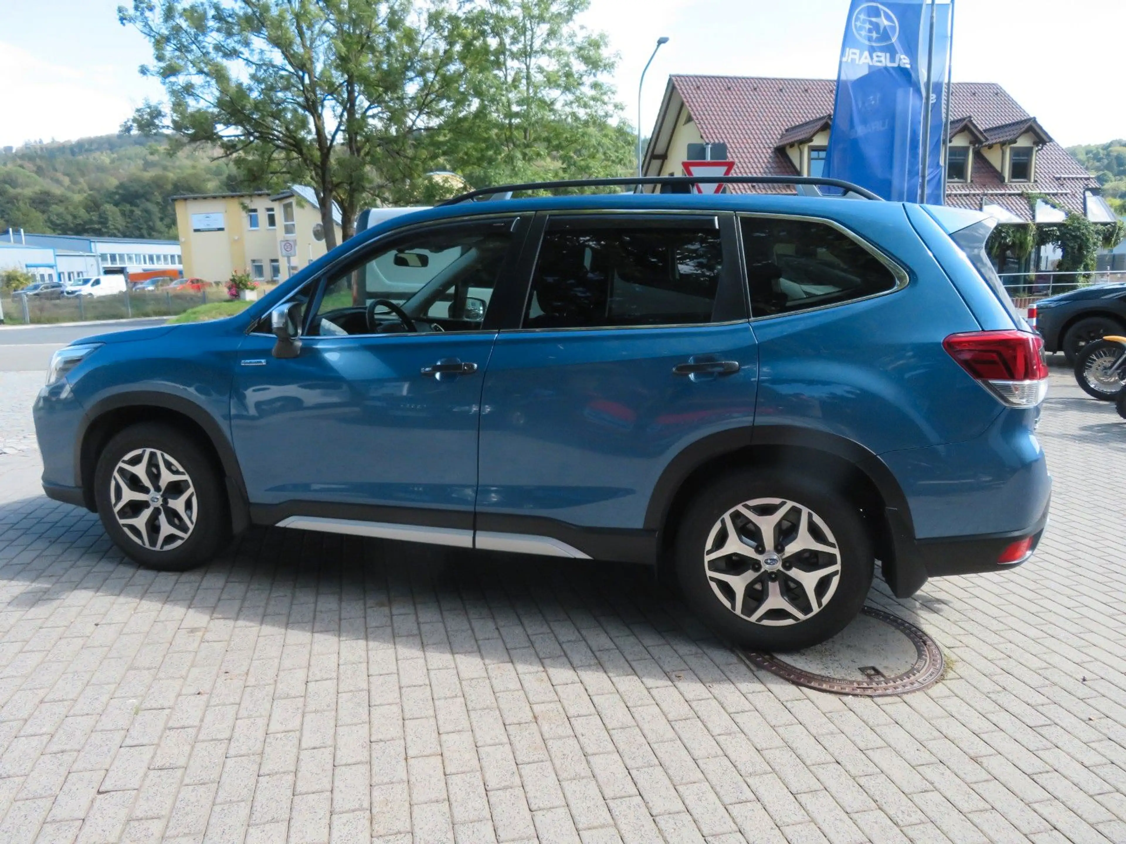 Subaru Forester 2.0ie Comfort Lineartronic+AHK — photo 7