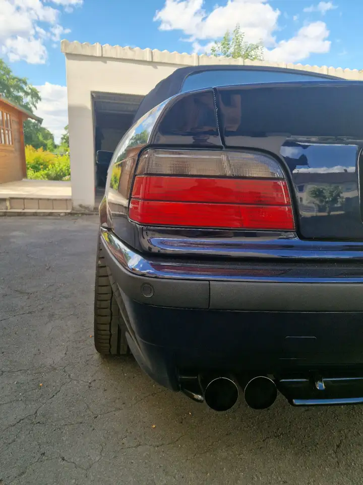 BMW 320i, foto 4
