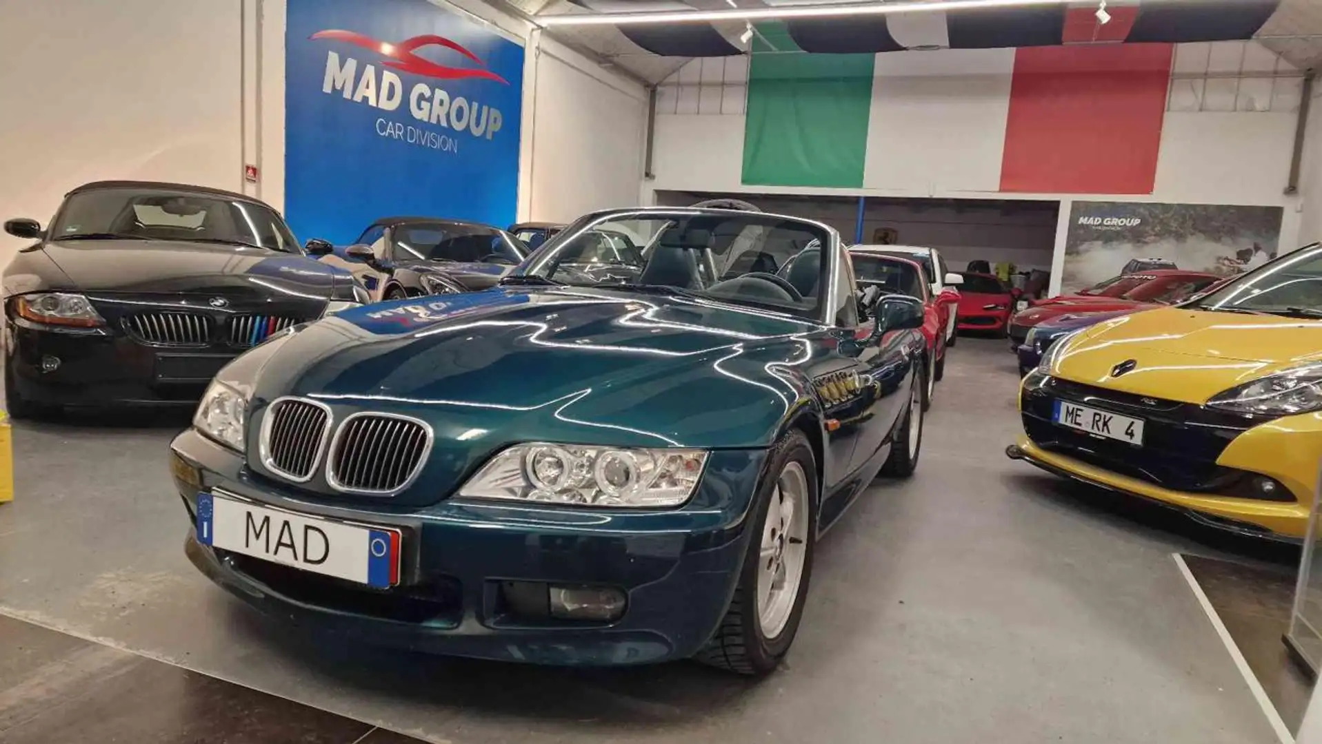 BMW Z3 BMW Z3 1.9 16V cat Roadster BOSTON GREEN!! Vert - 1