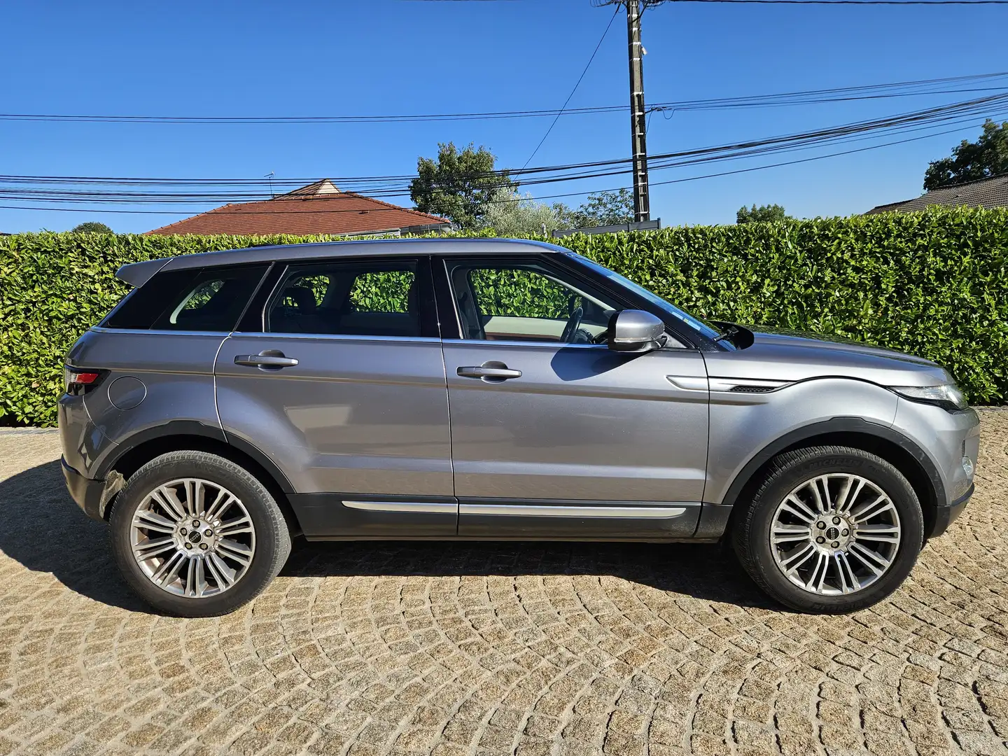 Land Rover Range Rover Evoque Range Rover Evoque TD4 Dynamic Сірий - 2
