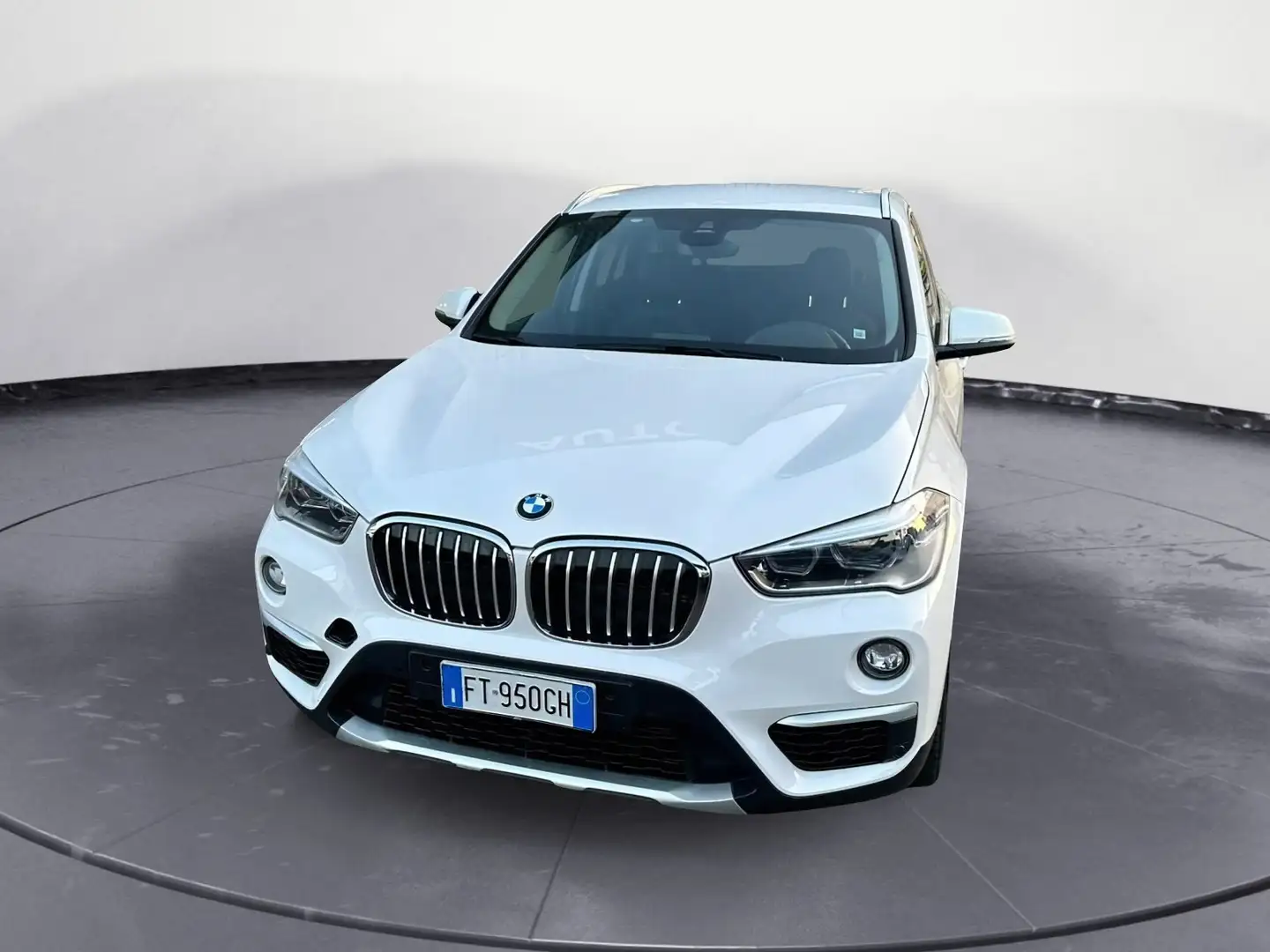 BMW X1 X1 sDrive18d xLine Bianco - 1