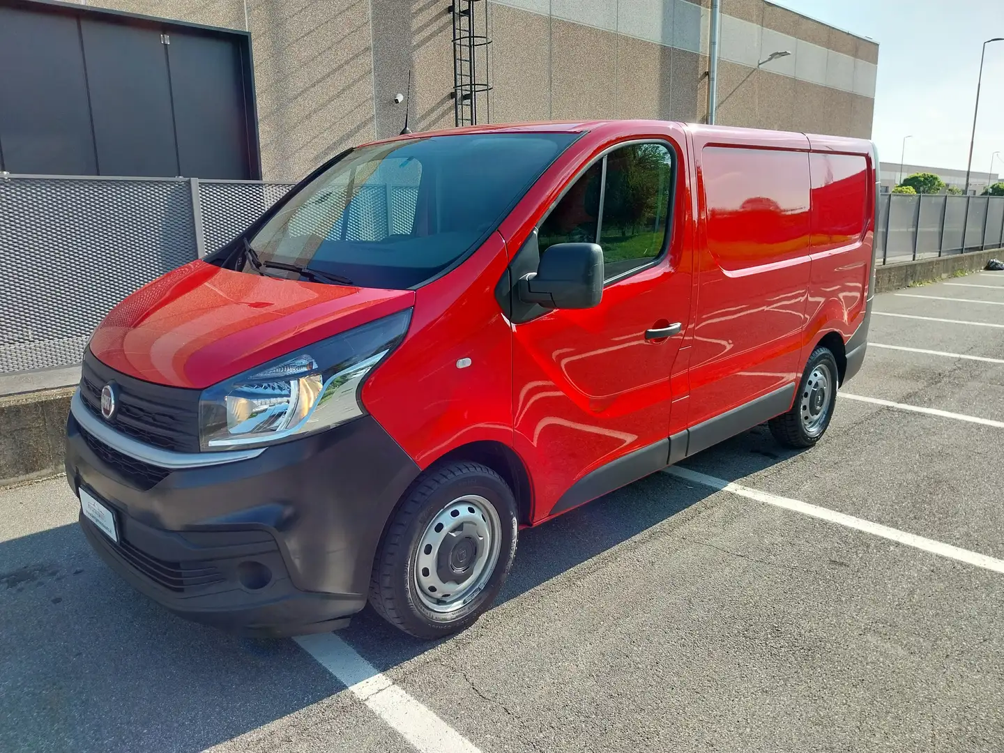 Fiat Talento 2.0 ecojet 120cv pc-tn Kırmızı - 2