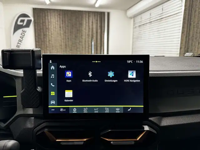 Dacia Duster view 25
