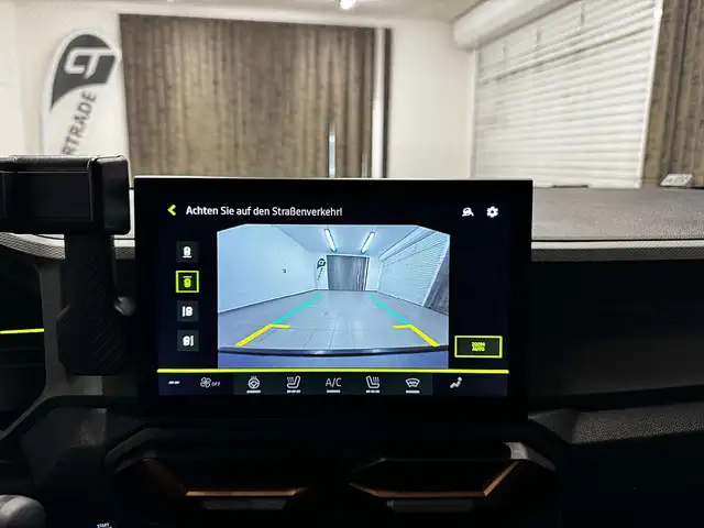 Dacia Duster view 29