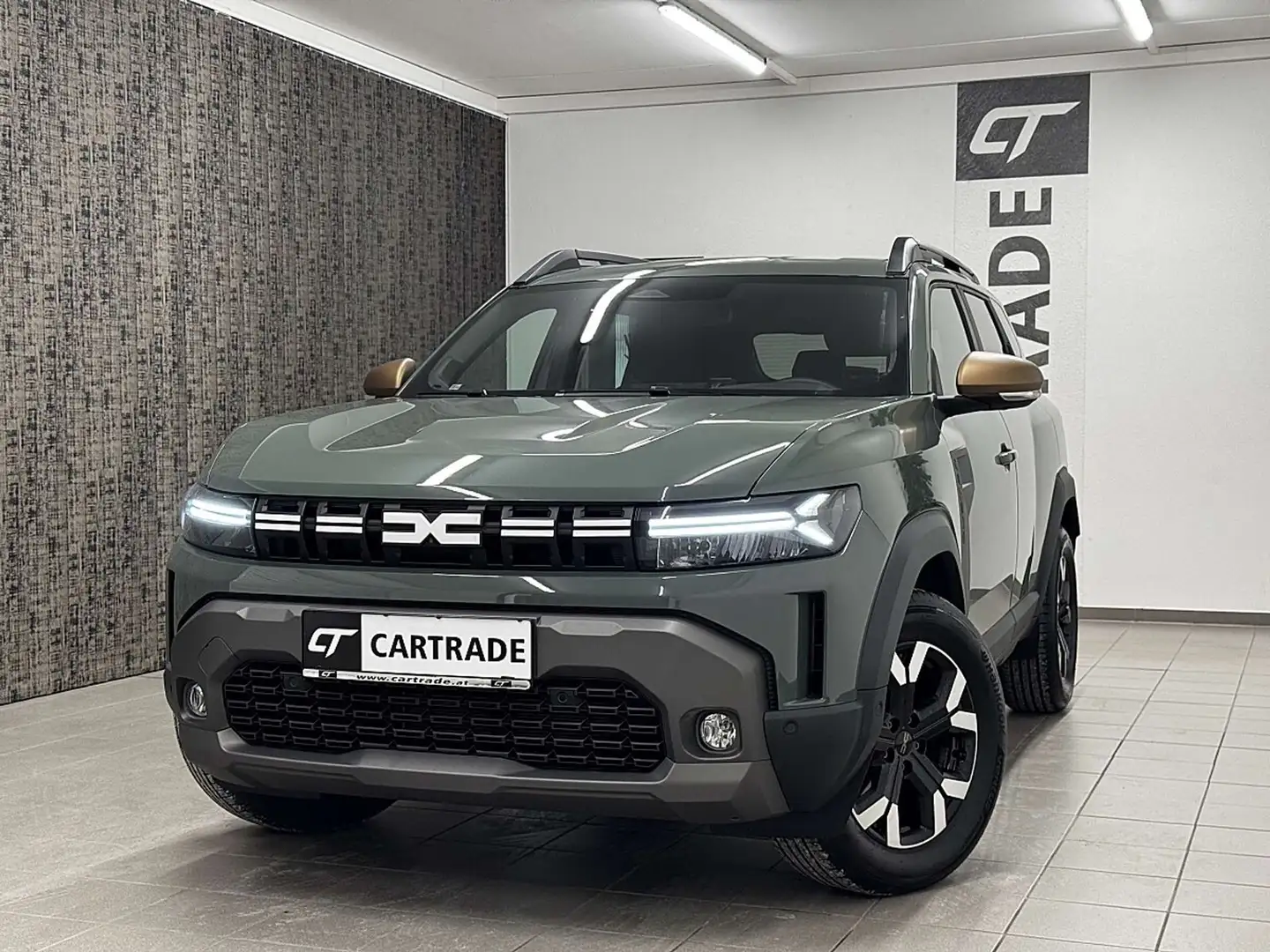 Dacia Duster III 1.6 E-TECH Hybrid 140 Extreme /LED/ VIRTUAL... Grün - 1