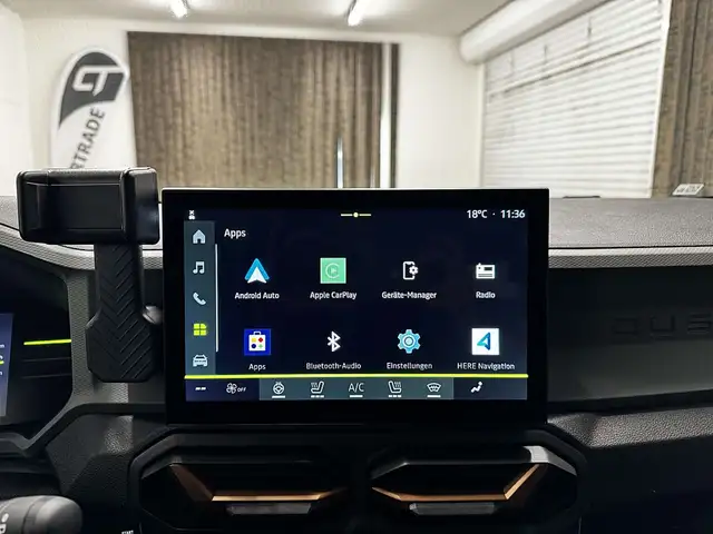 Dacia Duster view 24