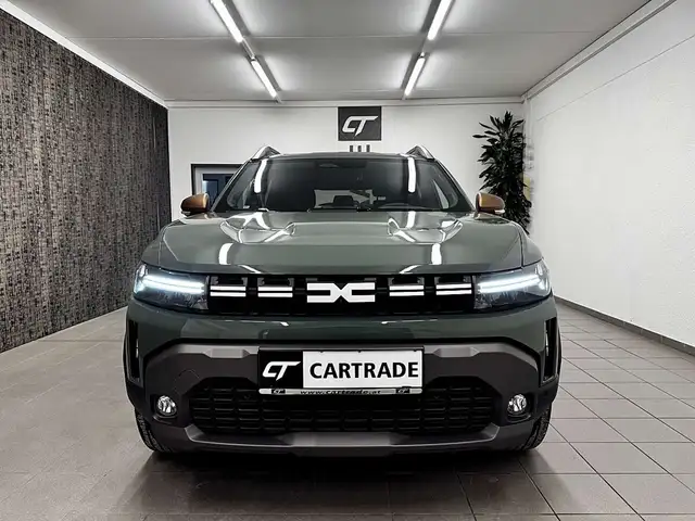 Dacia Duster view 3