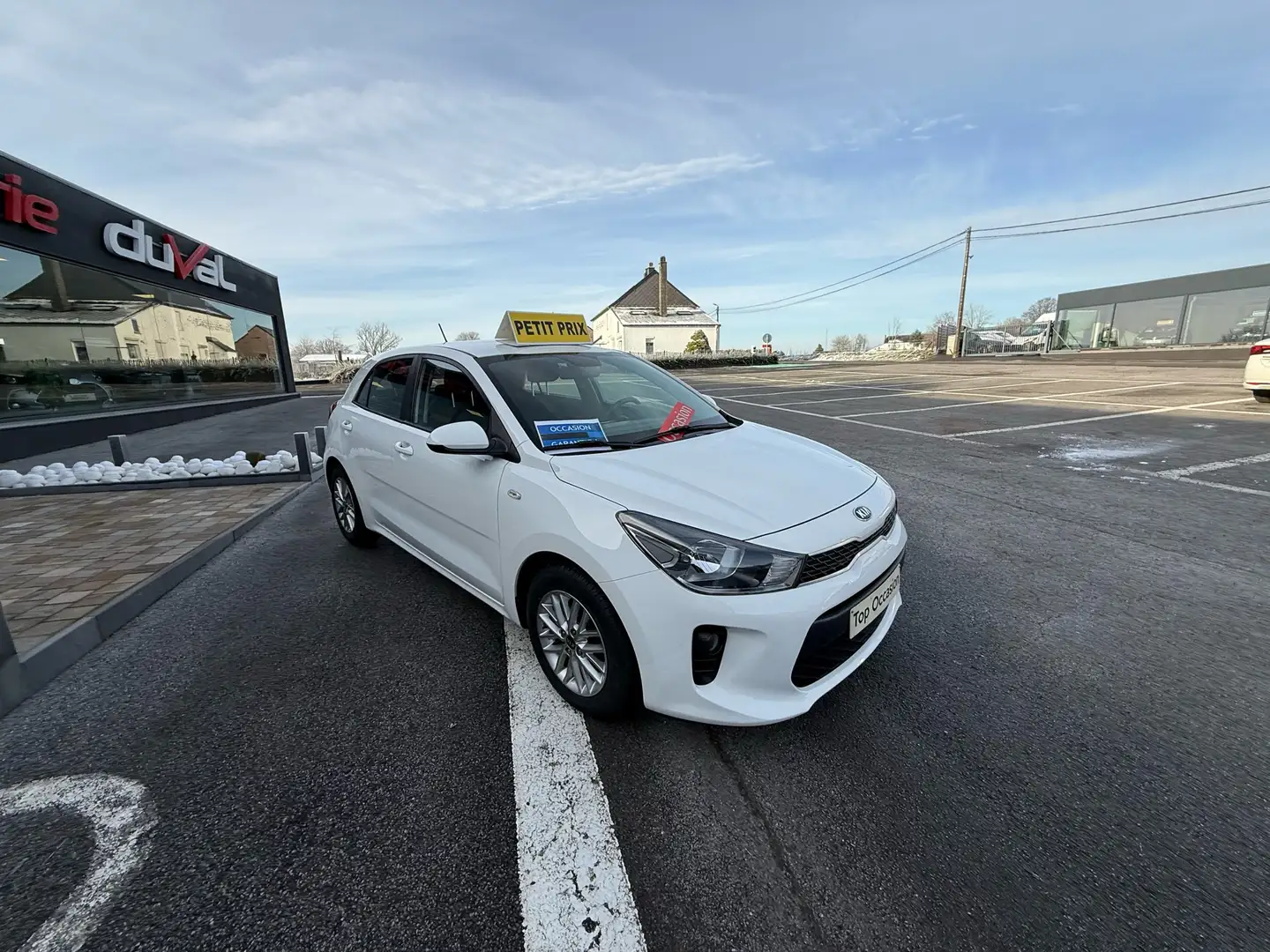 Kia Rio 😍ETAT NEUF✅SUPER ÉQUIPÉE🤩GAR 1AN TOTAL D Wit - 2
