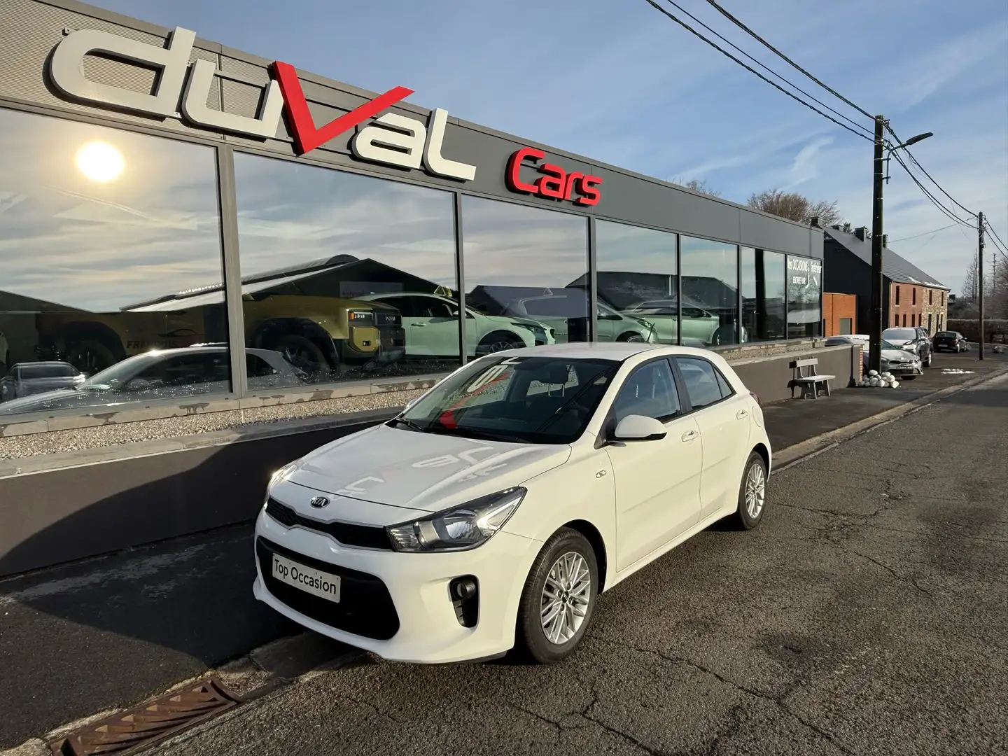 Kia Rio 😍ETAT NEUF✅SUPER ÉQUIPÉE🤩GAR 1AN TOTAL D Wit - 1