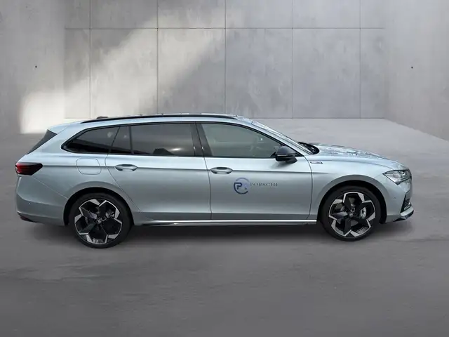 Skoda Superb Sportline iV TSI DSG Ansicht 4