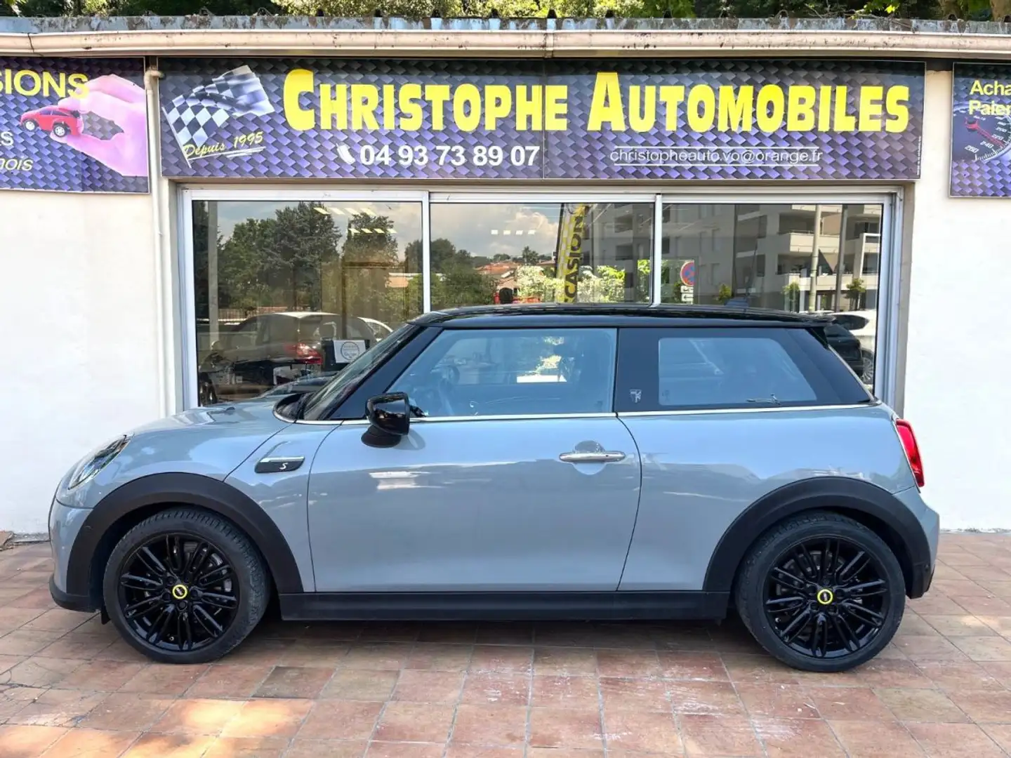 MINI Cooper SE 184 YOURS - 2
