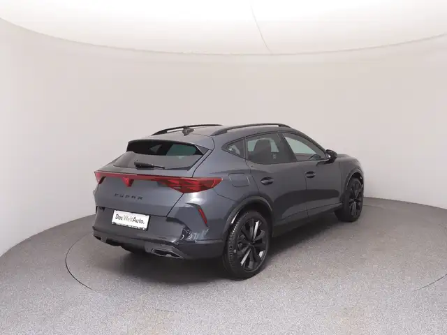 Cupra Formentor view 4