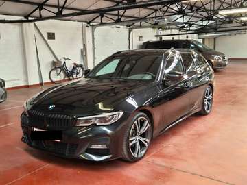 Touring 320iA OPF (EU6AP)