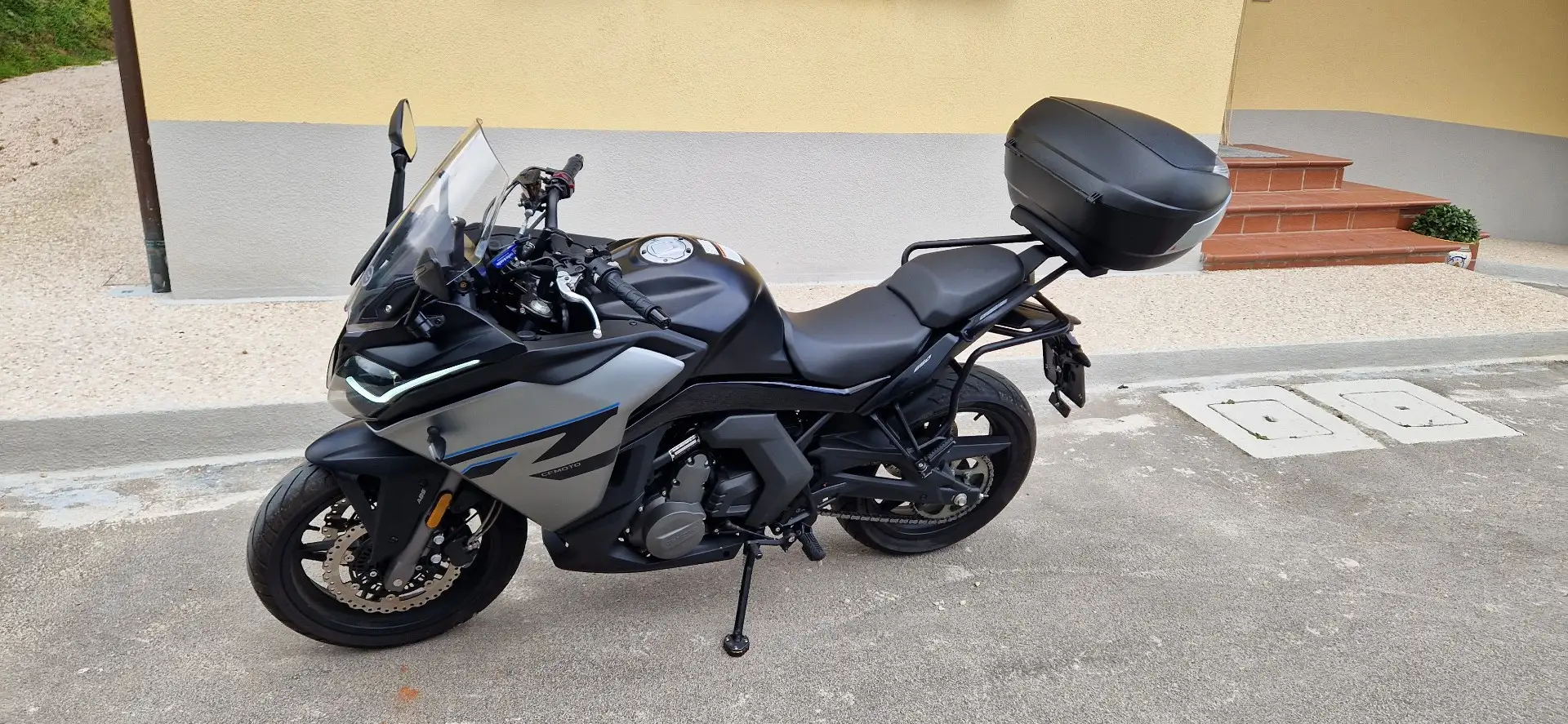 CFMOTO 650GT Negro - 2