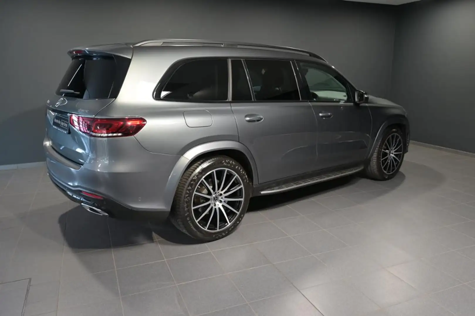 Mercedes-Benz GLS 400 d 4M AMG/PANO/SITZKLIMA/AHK/SOUND/STHZG Grau - 2