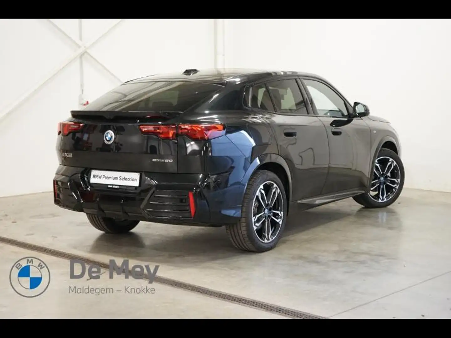 BMW iX2 / i eDrive20 Noir - 2