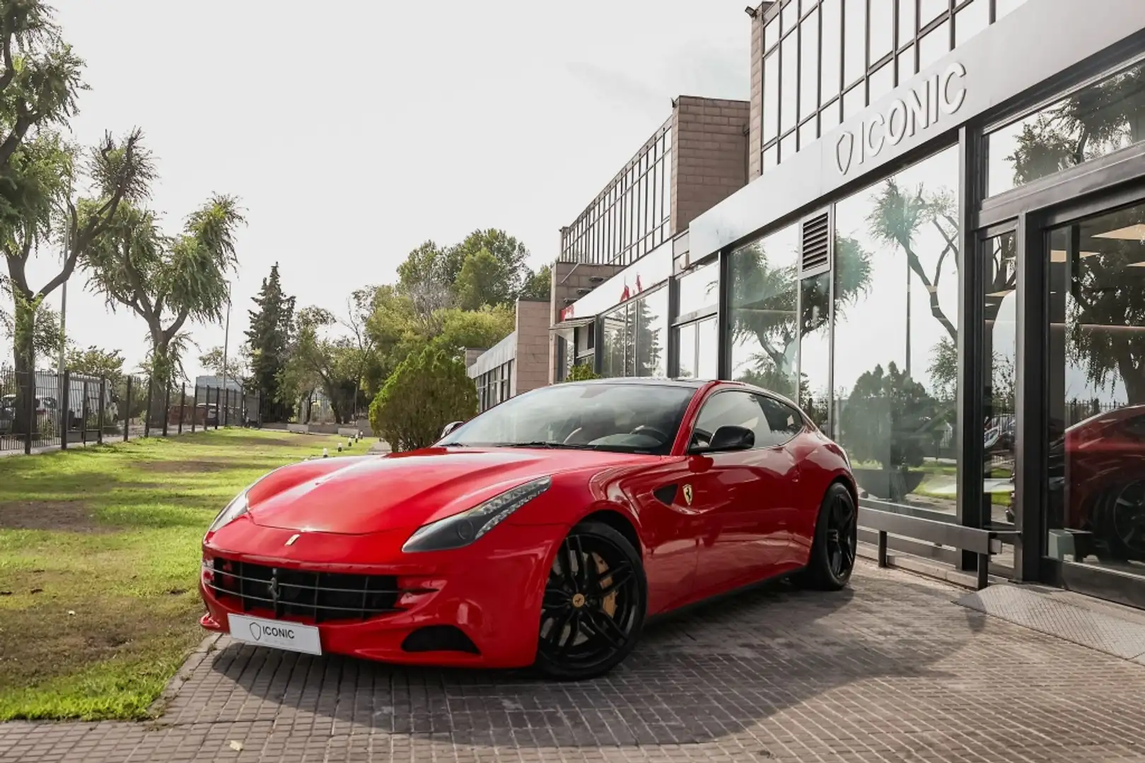 Ferrari FF Roşu - 1