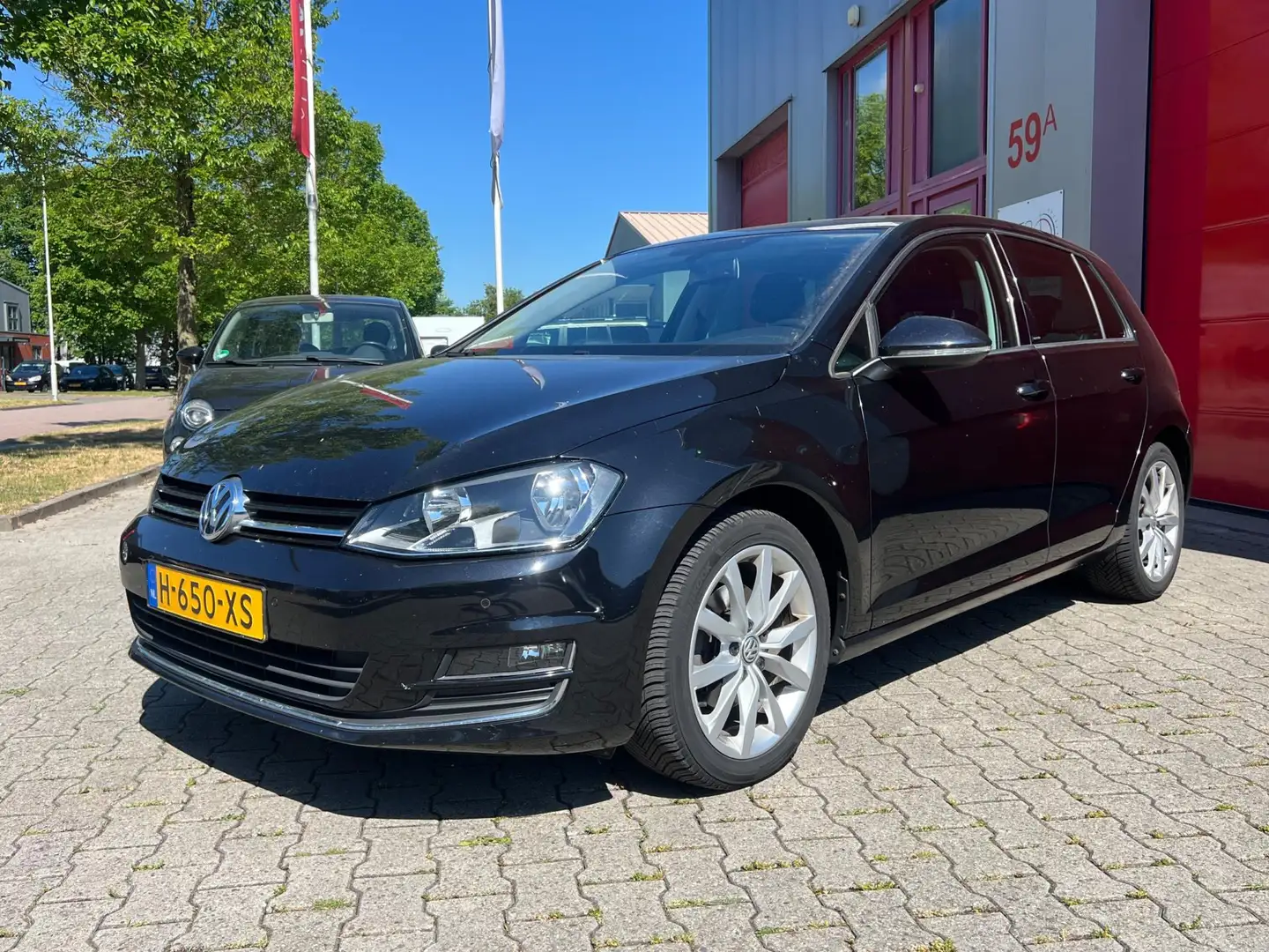 Volkswagen Golf 1.4 TSI 150pk Allstar Automaat / 17" met 4 seasons Nero - 1
