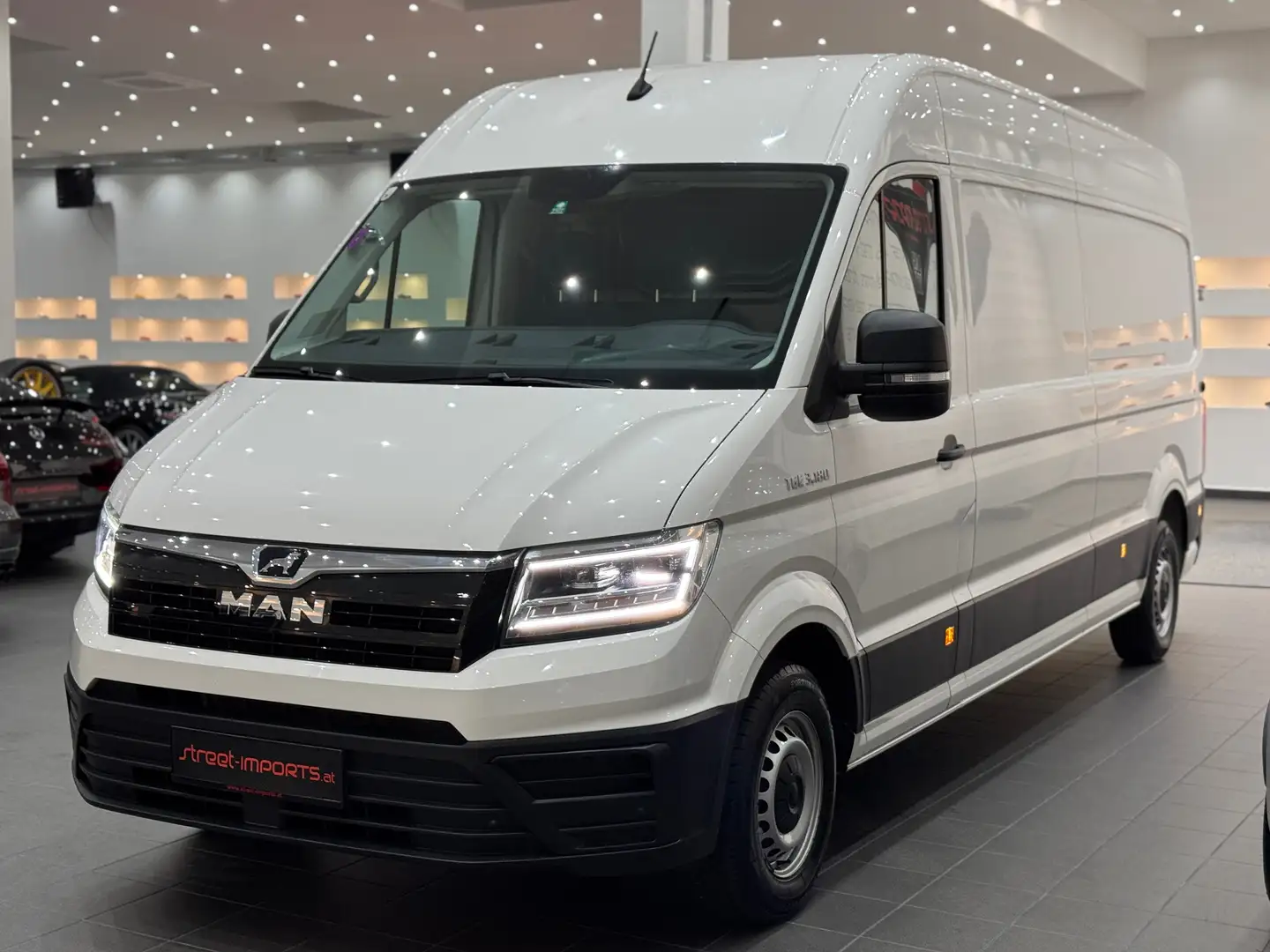 MAN TGE 35 2.0TDI L3 H2 *Kamera*Bott-Fahrzeugeinric Weiß - 1