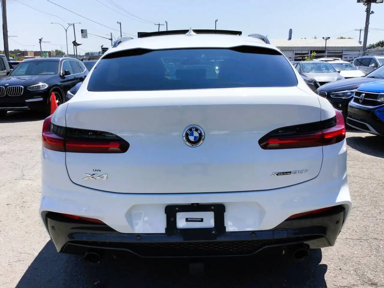 BMW X4 photo BMW X4