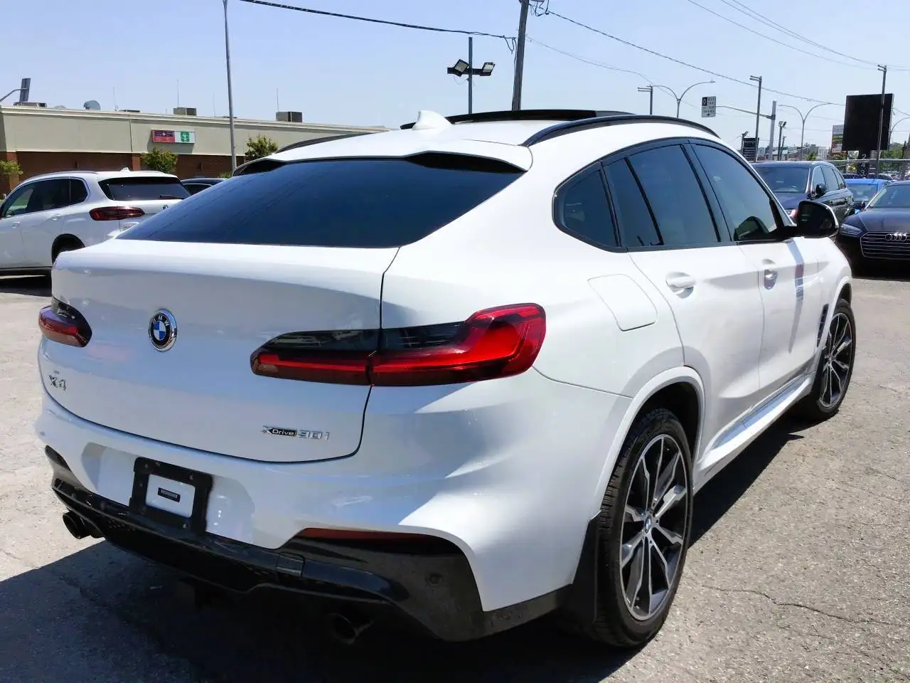 BMW X4 photo BMW X4