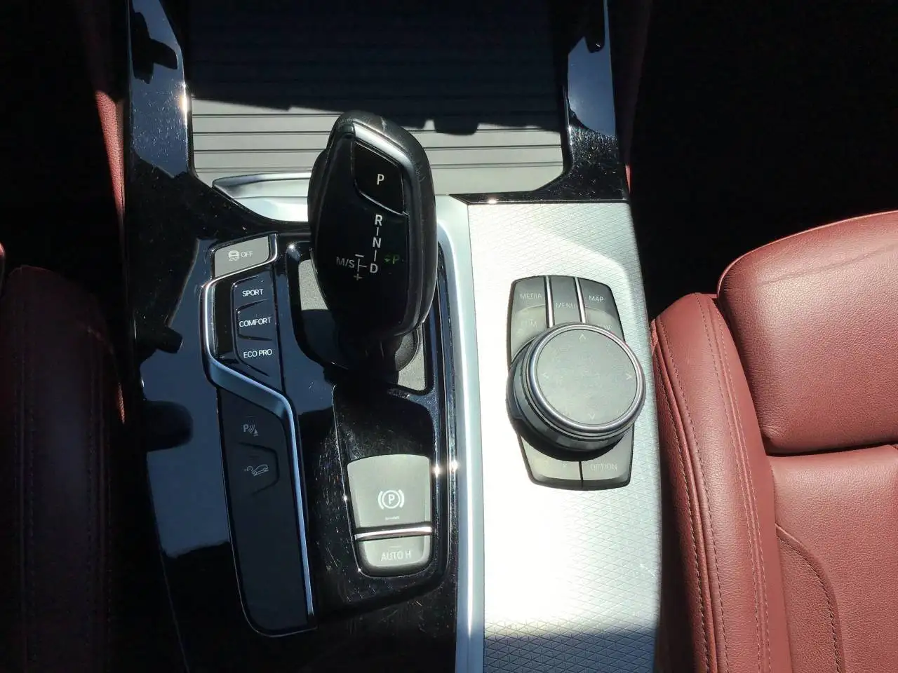BMW X4 photo BMW X4