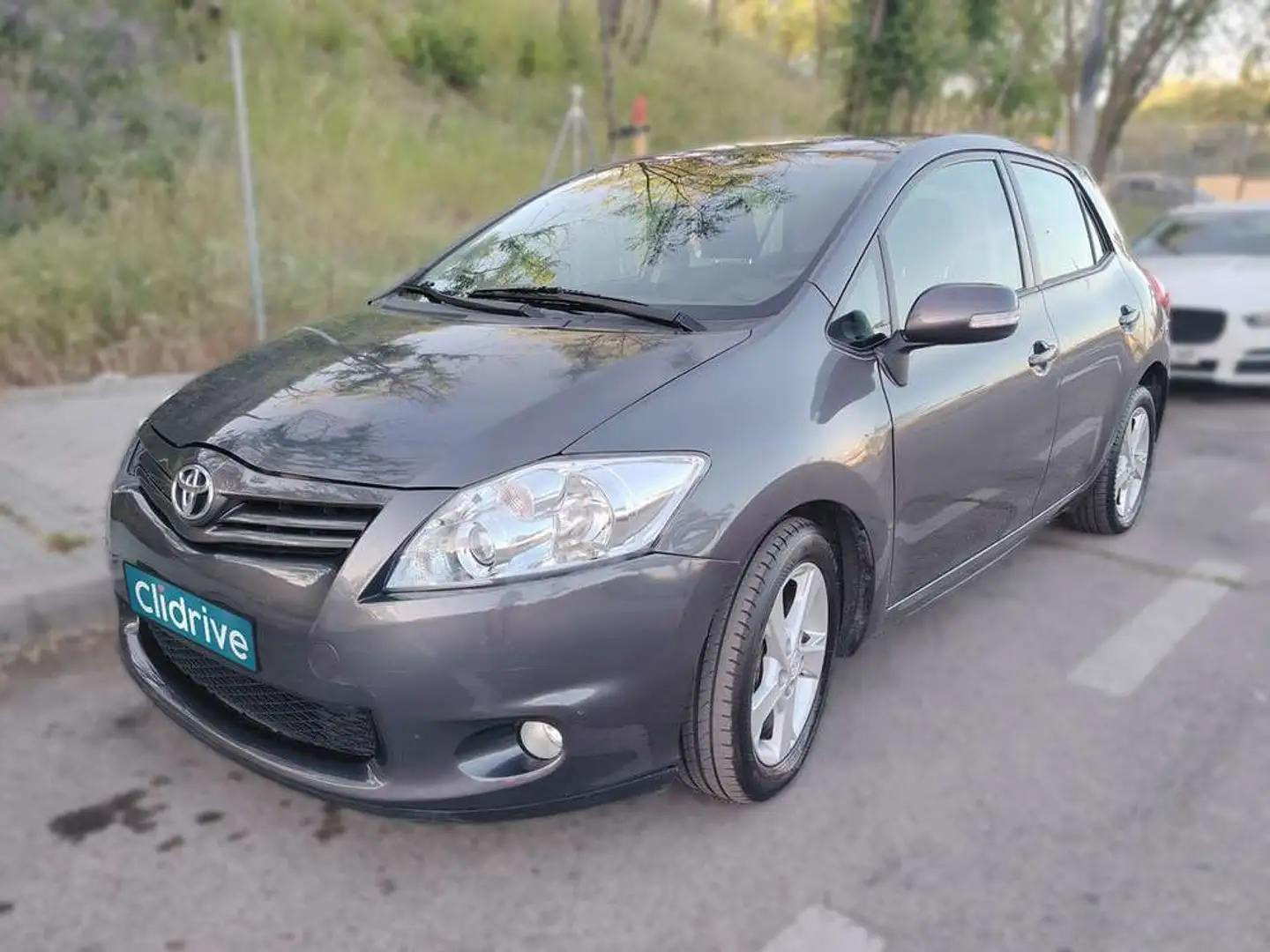 Toyota Auris 1.4D-4D Active Gris - 1