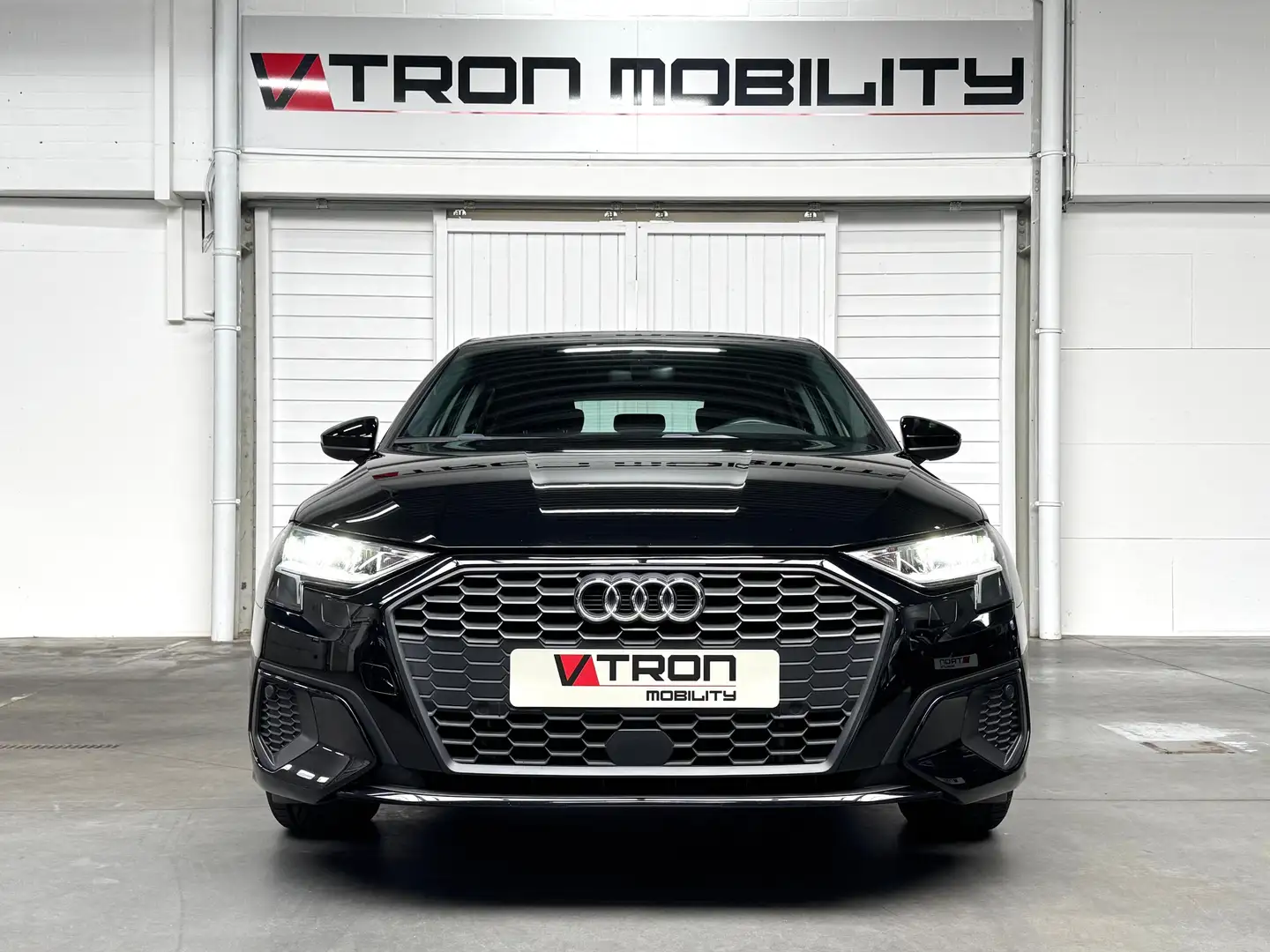 Audi A3 A3 40 TFSIe Sportback S tronic Zwart - 2
