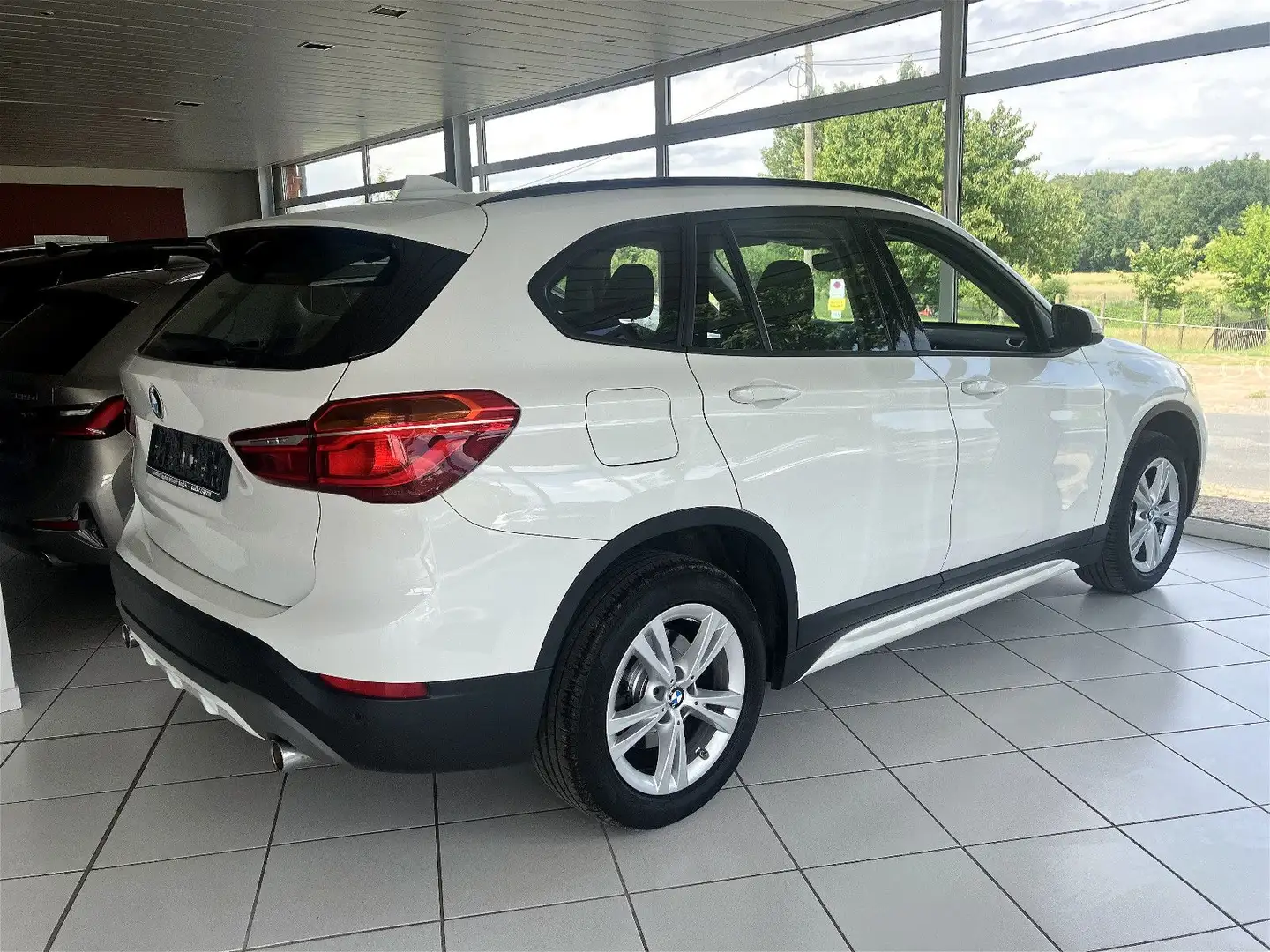 BMW X1 xd2,0 SportLine/AHK/LED/Navi/Wireless/Garantie Blanco - 2