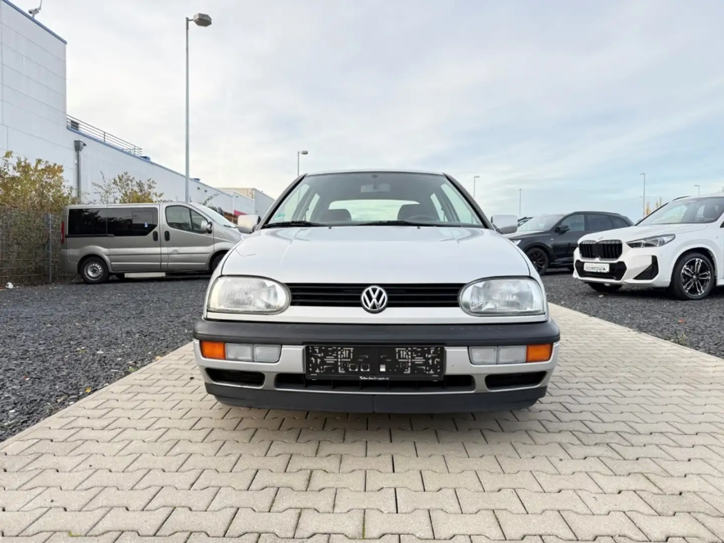 Volkswagen Golf III GL AUTOMATIK GA el.SP teilb.Rücksb Lederlenkra Argent - 2