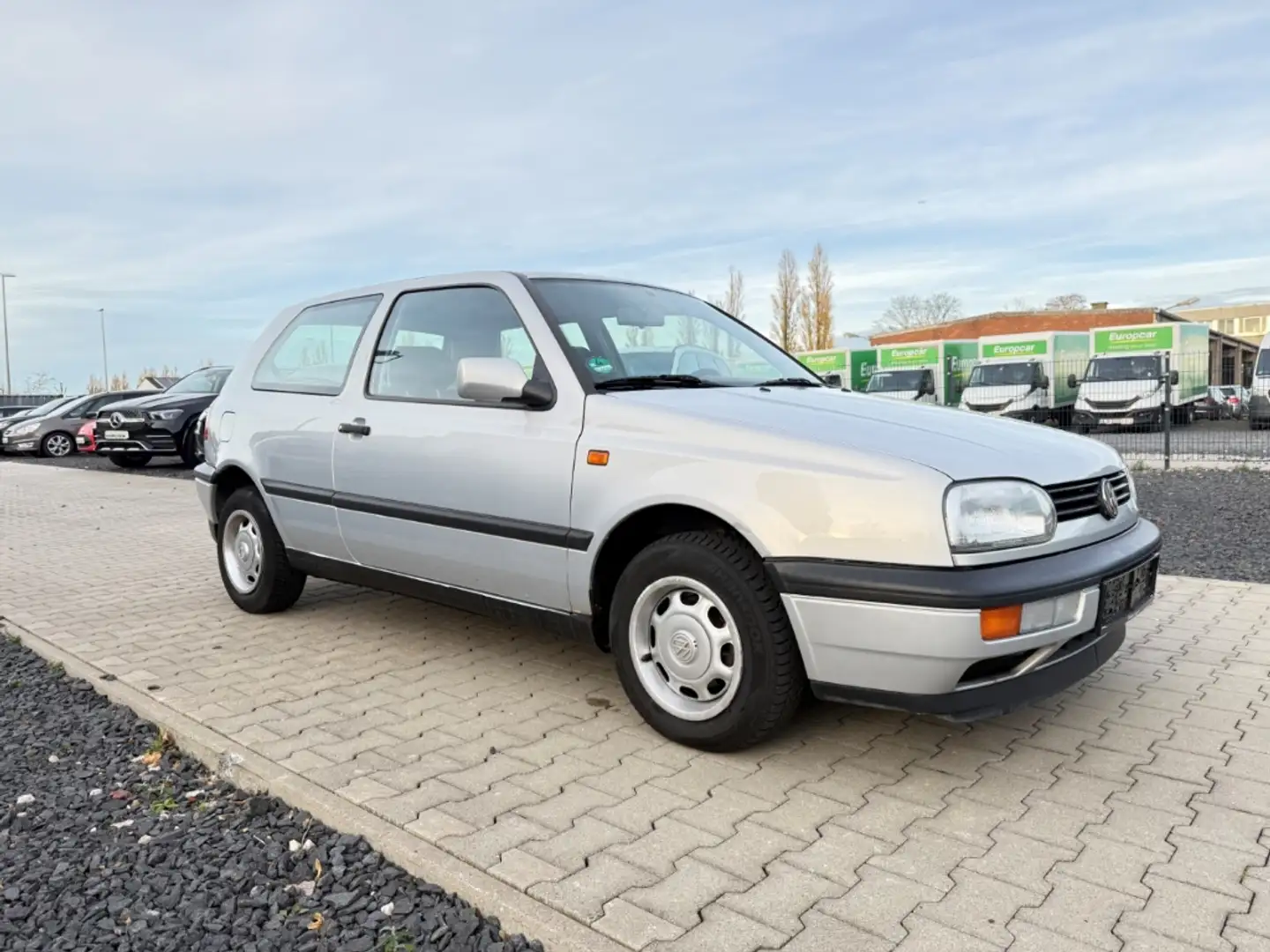 Volkswagen Golf III GL AUTOMATIK GA el.SP teilb.Rücksb Lederlenkra Argent - 1