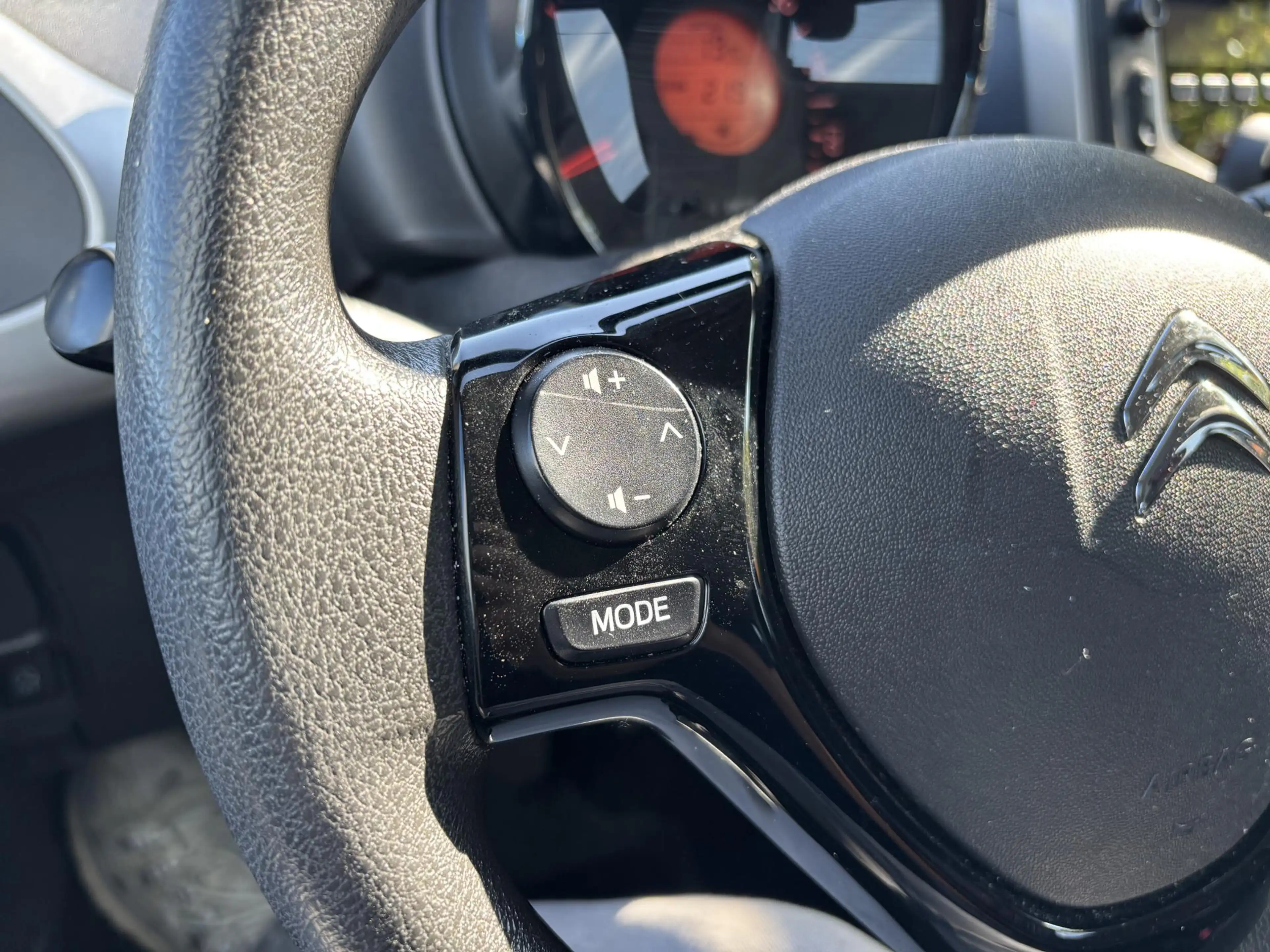 Citroen C1 1.0 e-VTi Selection l Airco l Radio l — photo 19