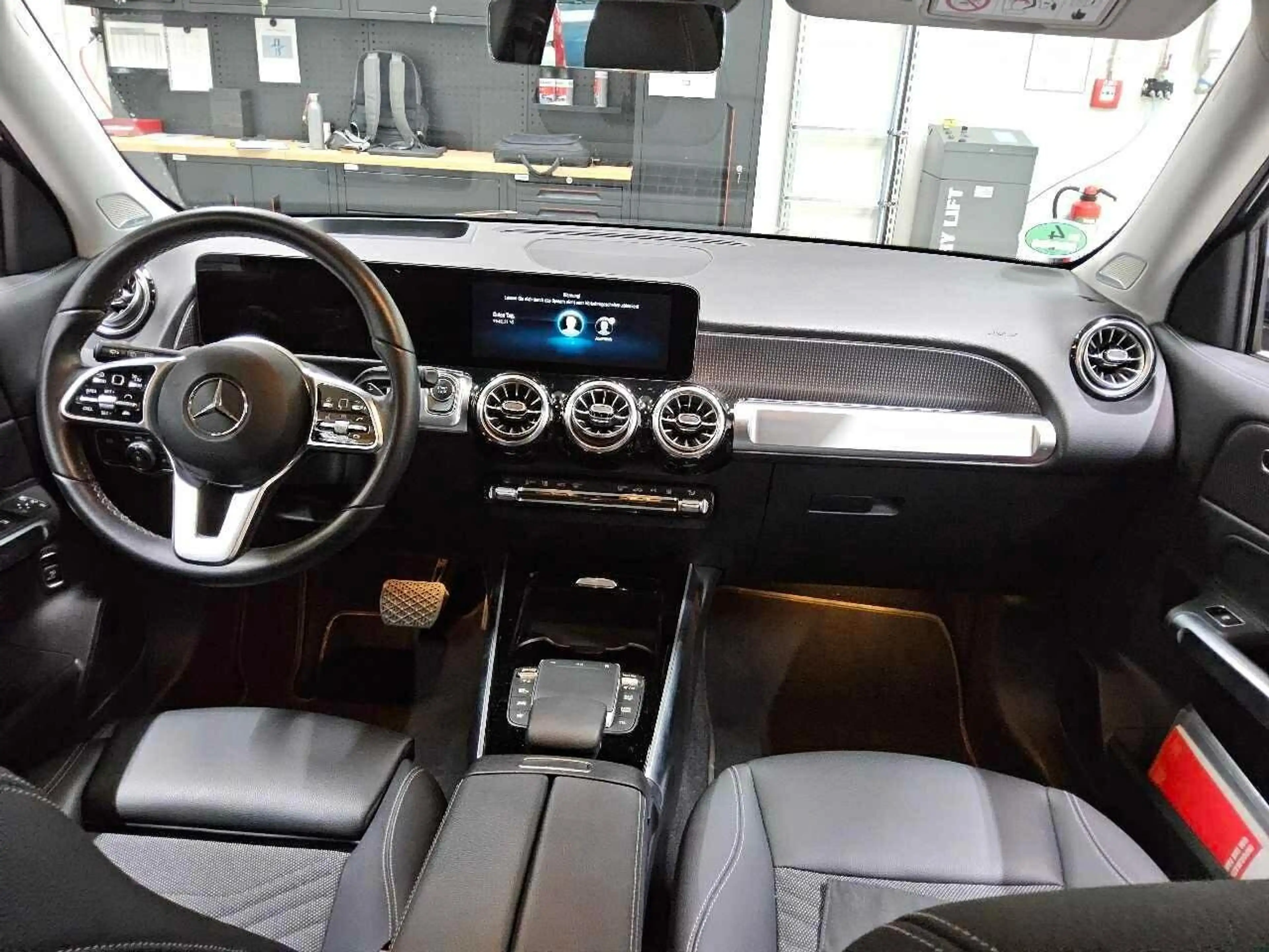 Mercedes-Benz EQB 250 + Burmester Inno ACC BLIS HuD — photo 5