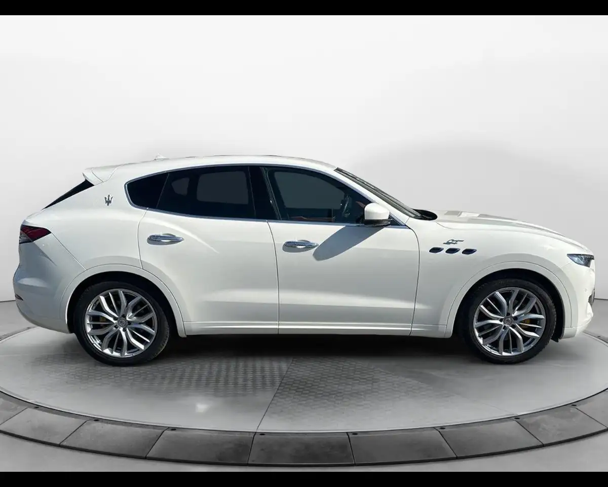 Maserati Levante 2023