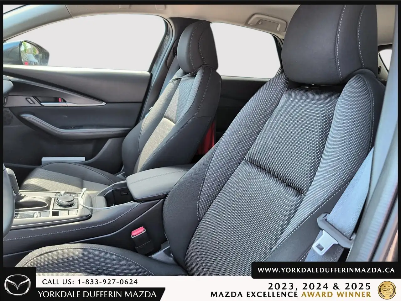 Mazda CX-30 снимка Mazda CX-30