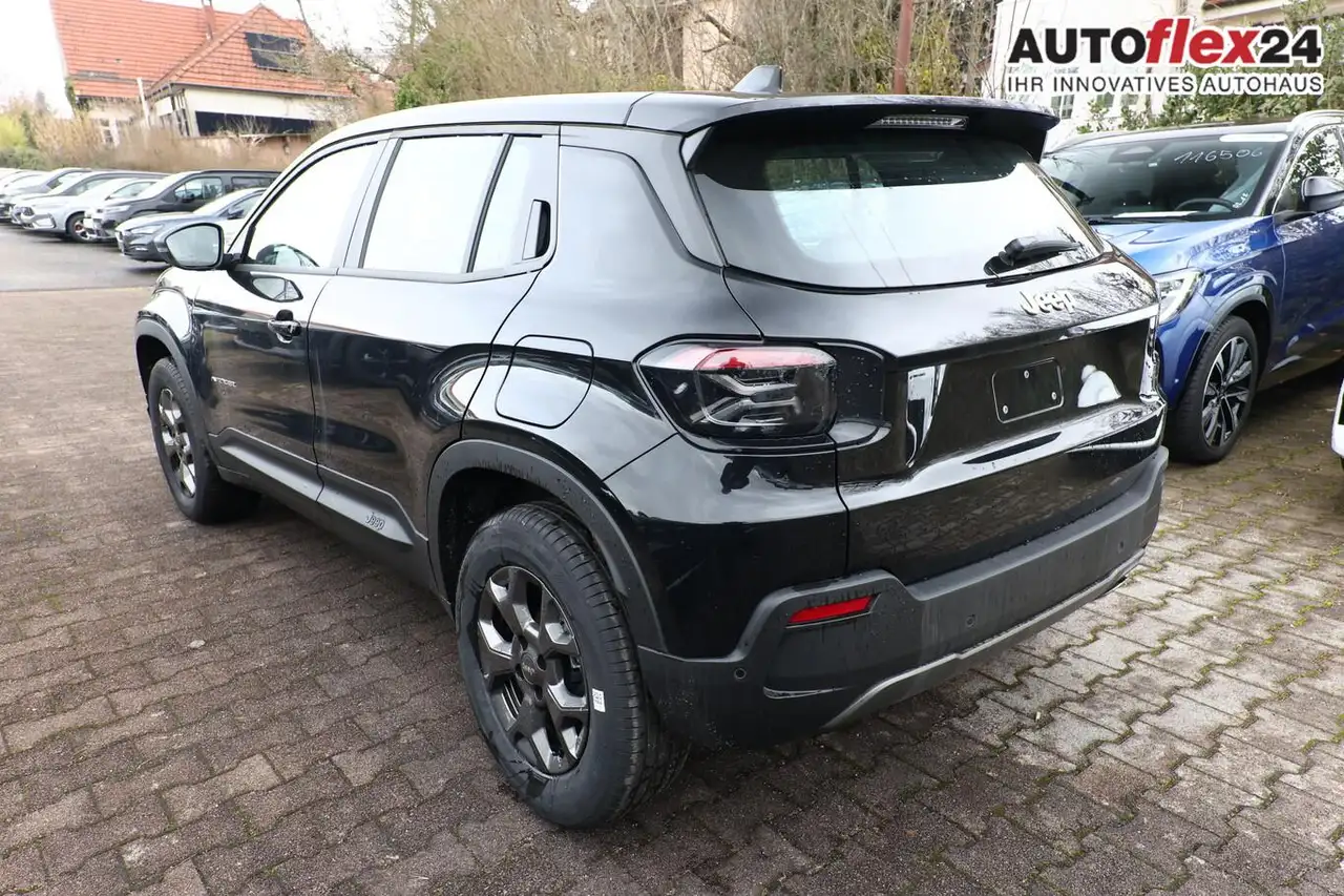 Jeep Avenger Longitude 1.2 Hybrid 110 DCT SHZ LED PDC 81 kW ... 3