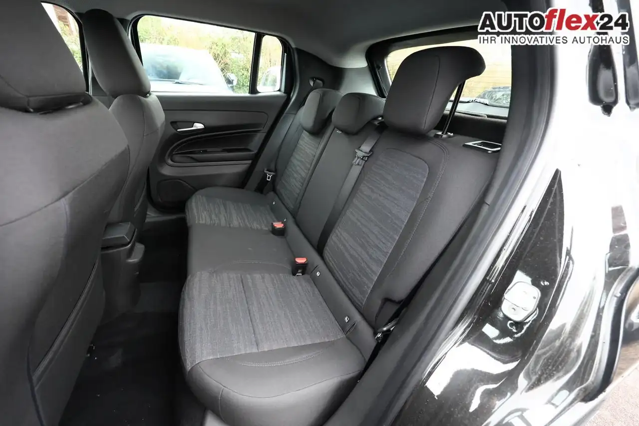 Jeep Avenger Longitude 1.2 Hybrid 110 DCT SHZ LED PDC 81 kW ... 9