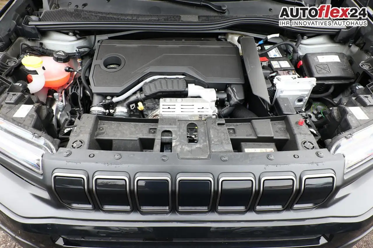 Jeep Avenger Longitude 1.2 Hybrid 110 DCT SHZ LED PDC 81 kW ... 11