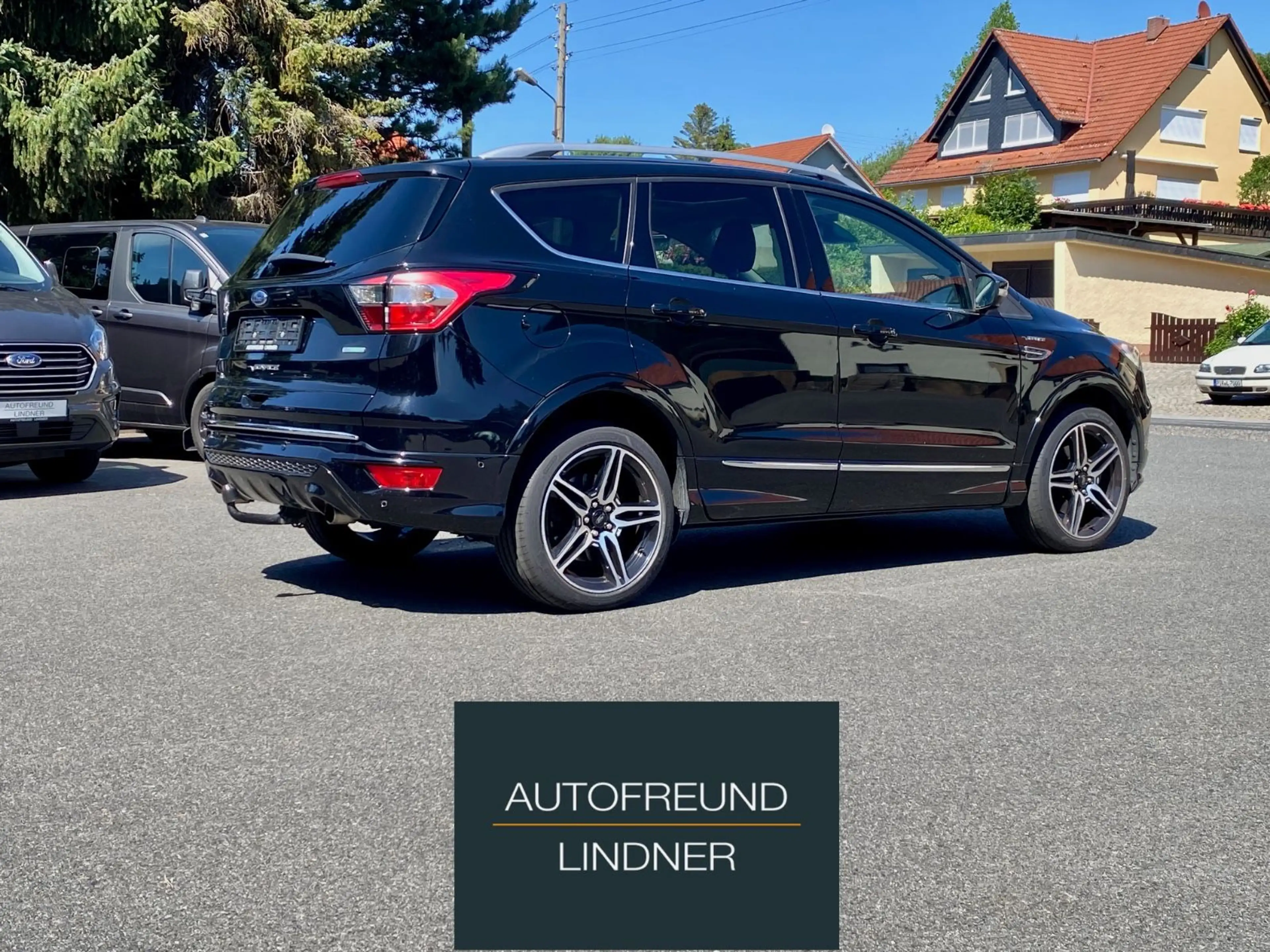 Ford Kuga Vignale 4x4 Pano AHK — photo 6