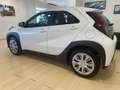 Toyota Aygo X 1.0 B 72 CV ACTIVE Weiß - thumbnail 2