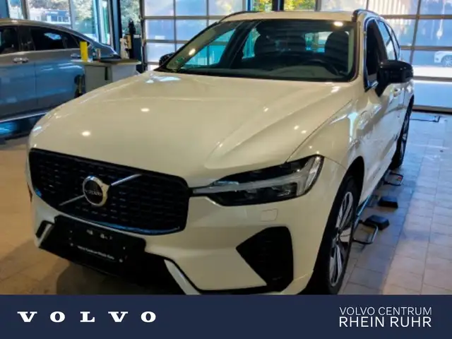 Volvo XC60 T8 AWD Plus Dark+AHK+ACC+LICHTPAK+WINTERPA