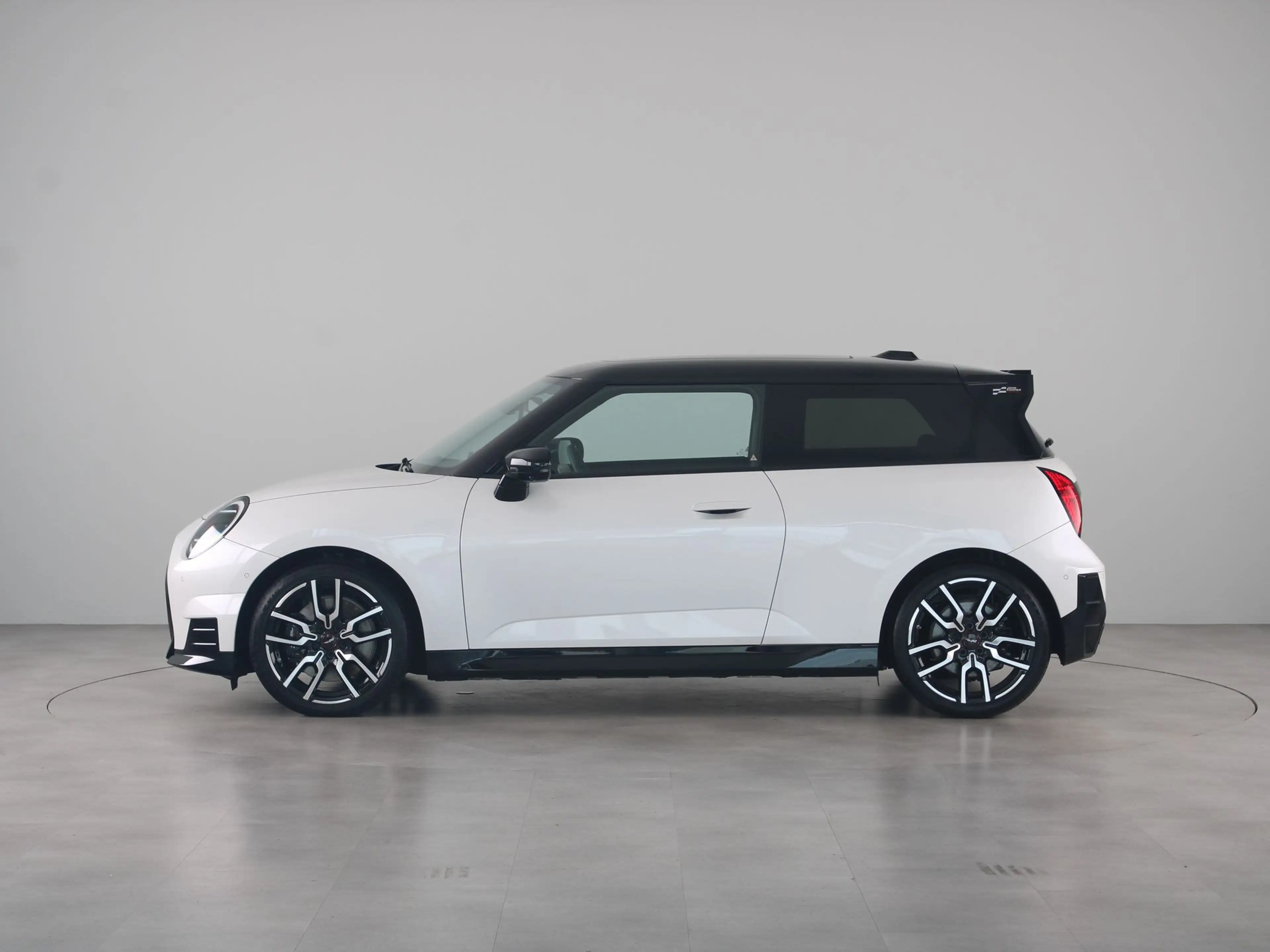 MINI Cooper E John Cooper Works Pakket XL — photo 13