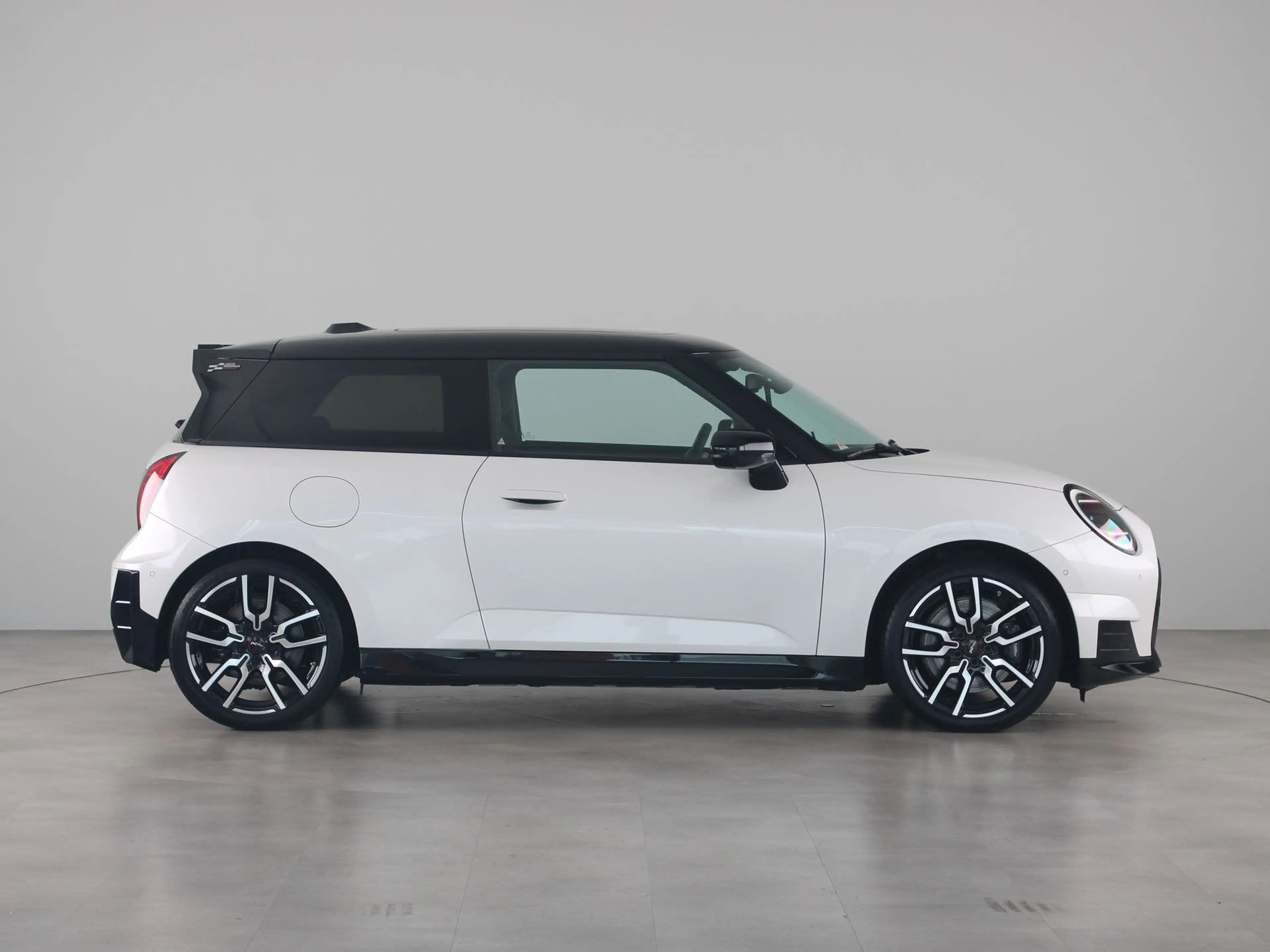 MINI Cooper E John Cooper Works Pakket XL — photo 9