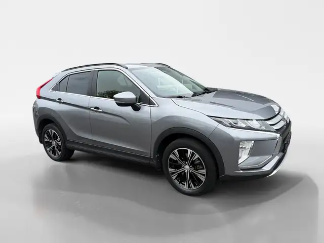 Mitsubishi Eclipse Cross view 7
