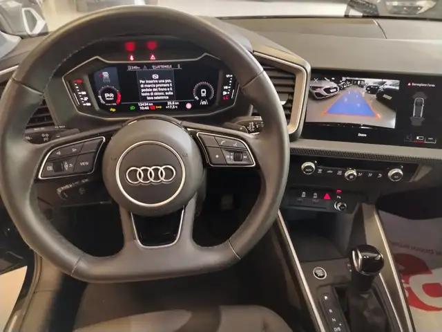 Audi A1 view 16