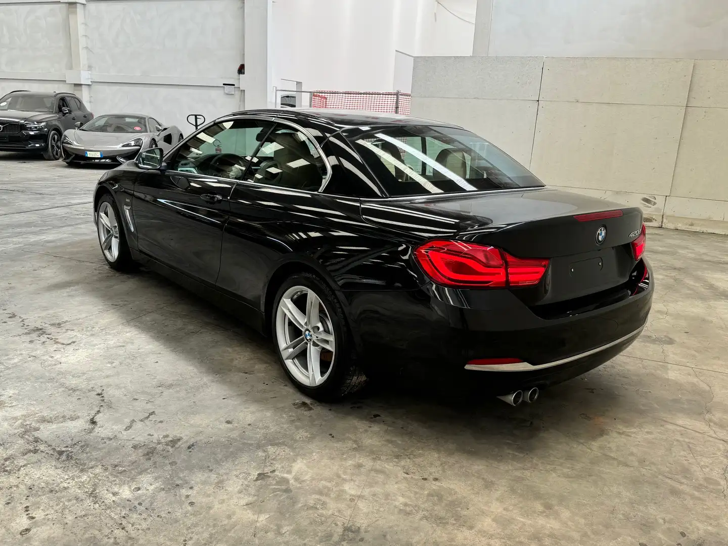 BMW 420 d Cabrio Aut. Luxury Line *MARCIANTE*77000 KM* Nero - 2
