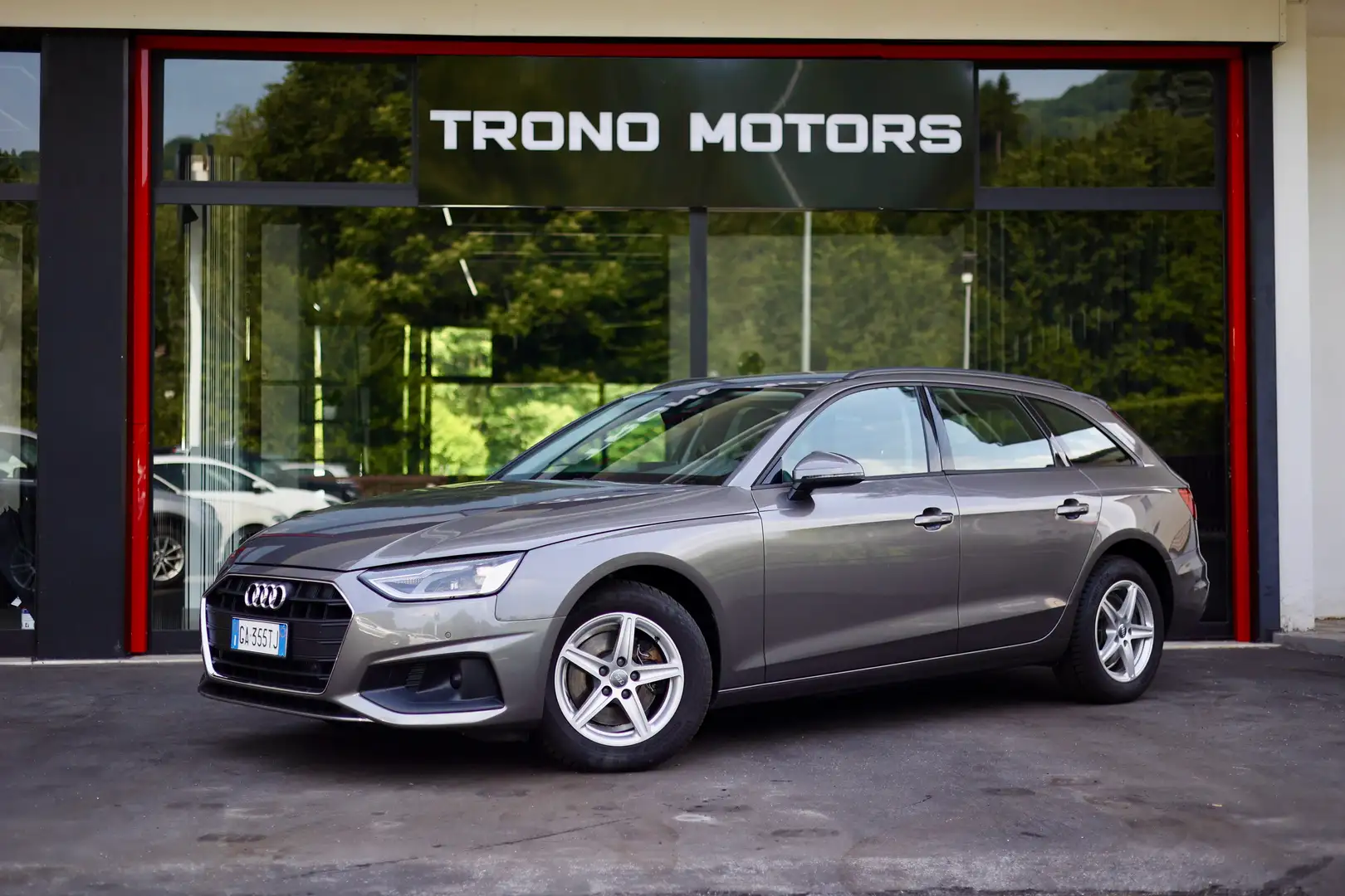 Audi A4 A4 Avant 35 2.0 tdi mhev Business s-tronic Grijs - 1